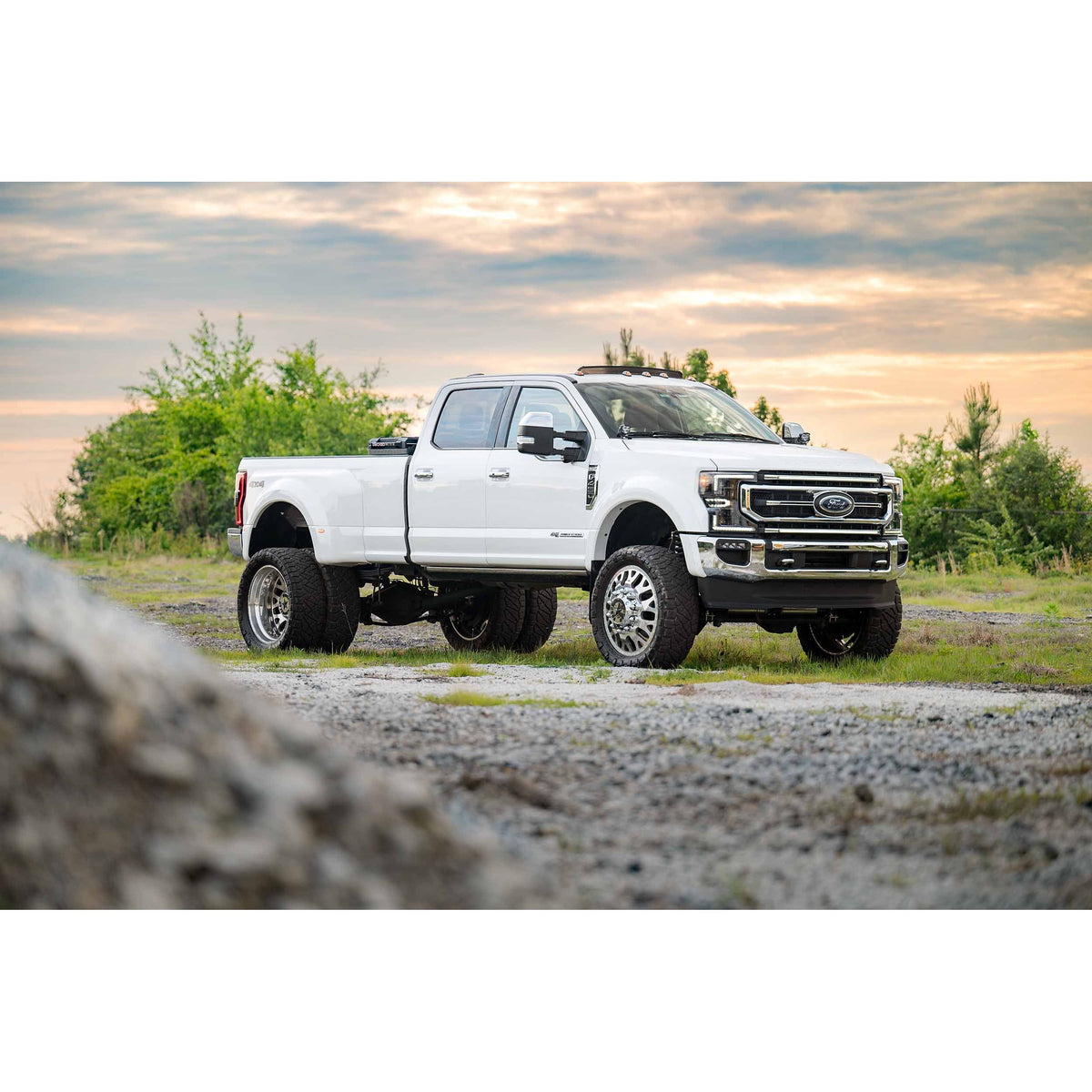 Morimoto XBG LED Grille: Ford Super Duty (20-22 / Chrome / White DRL) product image 6
