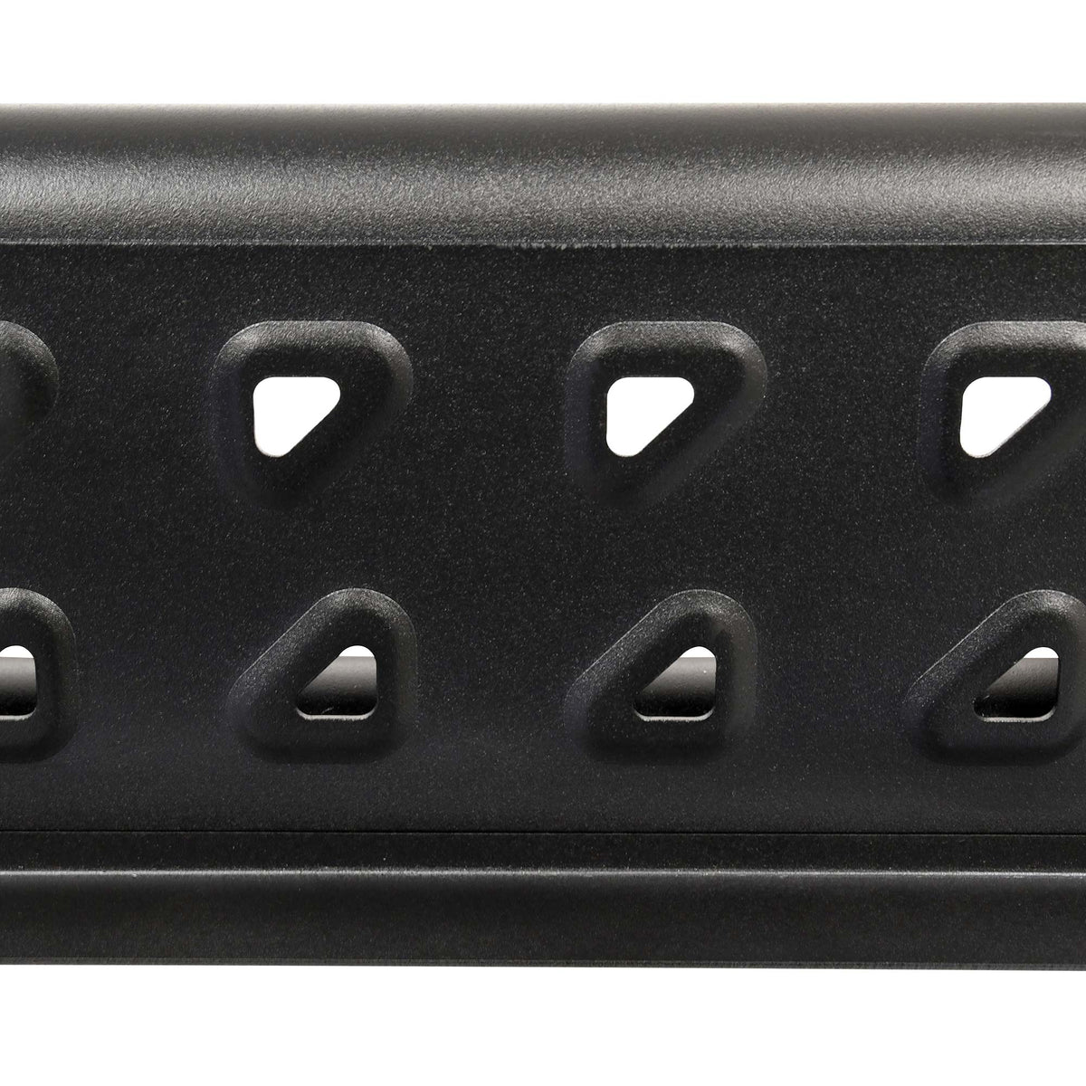 Westin Outlaw Running Boards 2014-2018 Chevy/GMC Silverado/Sierra 1500 Crew Cab (Rocker Mount)
