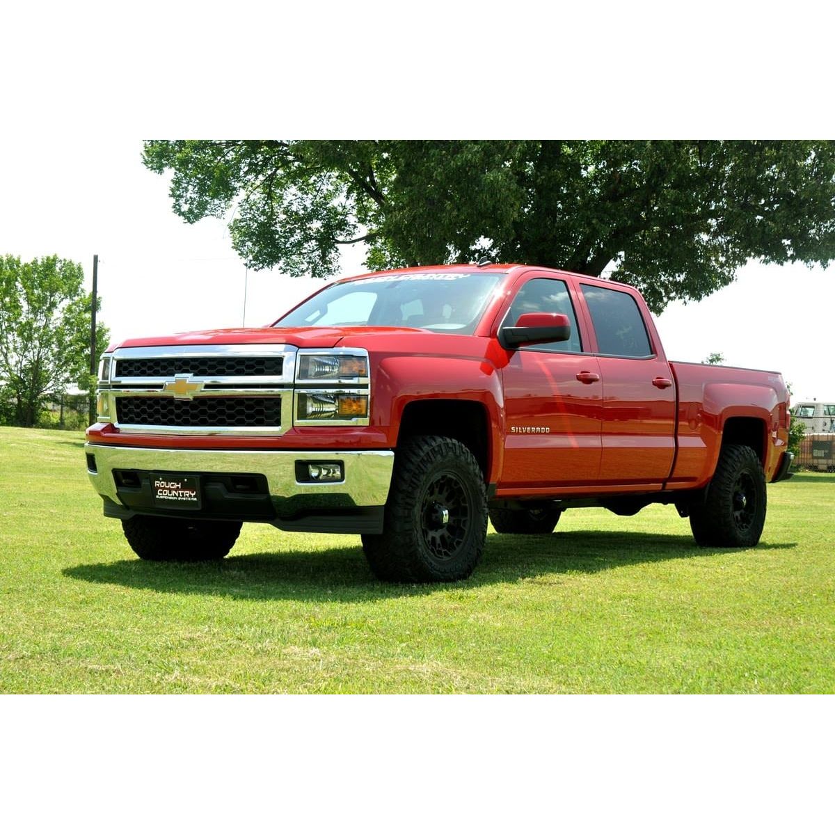 ROUGH COUNTRY 2 Inch Leveling Kit | Aluminum | Red | Chevy/GMC 1500 Truck (07-18) SUV (07-20) | 1313