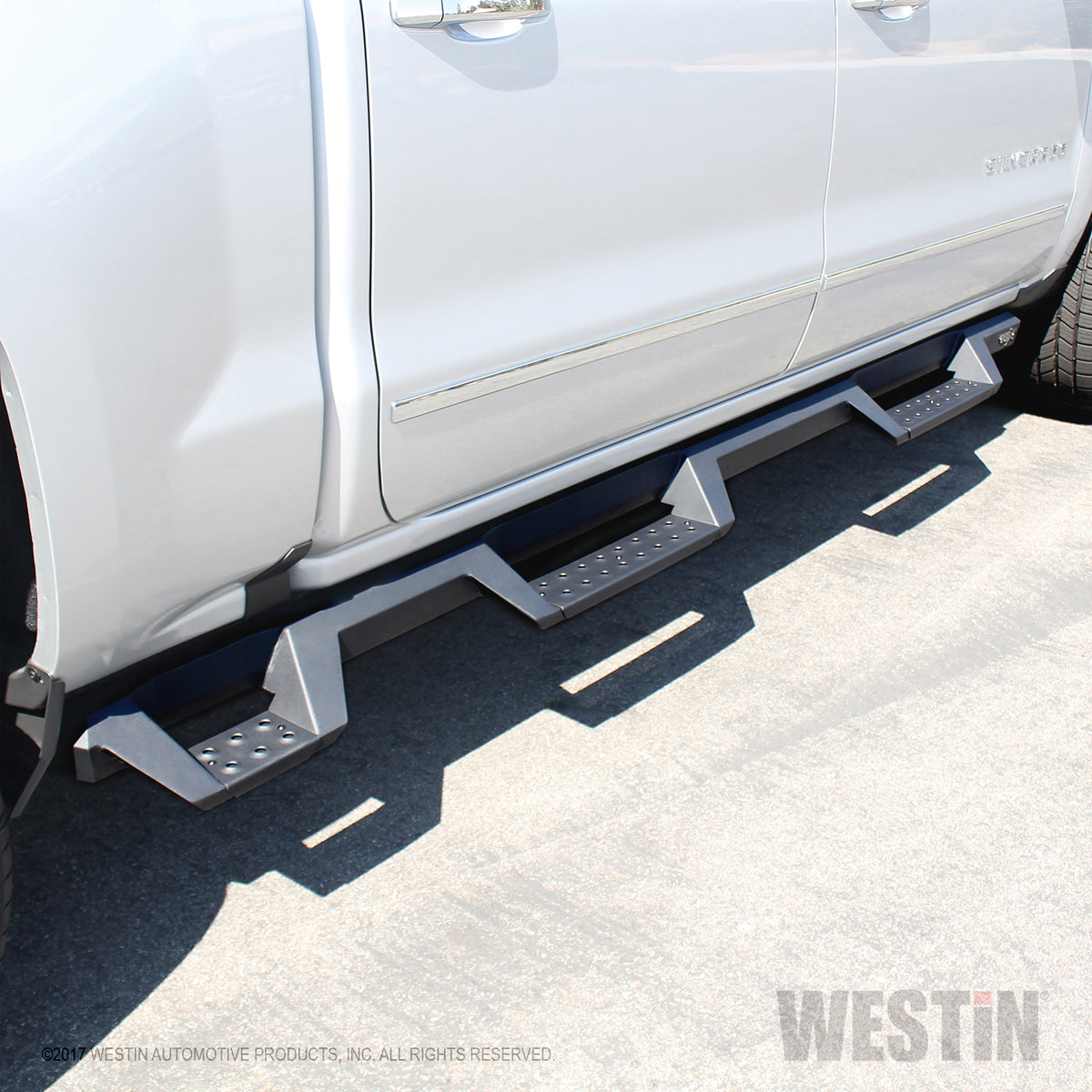Westin HDX Drop Wheel-to-Wheel Nerf Steps 2007-2018 Chevy/GMC Silverado/Sierra 1500 Crew Cab