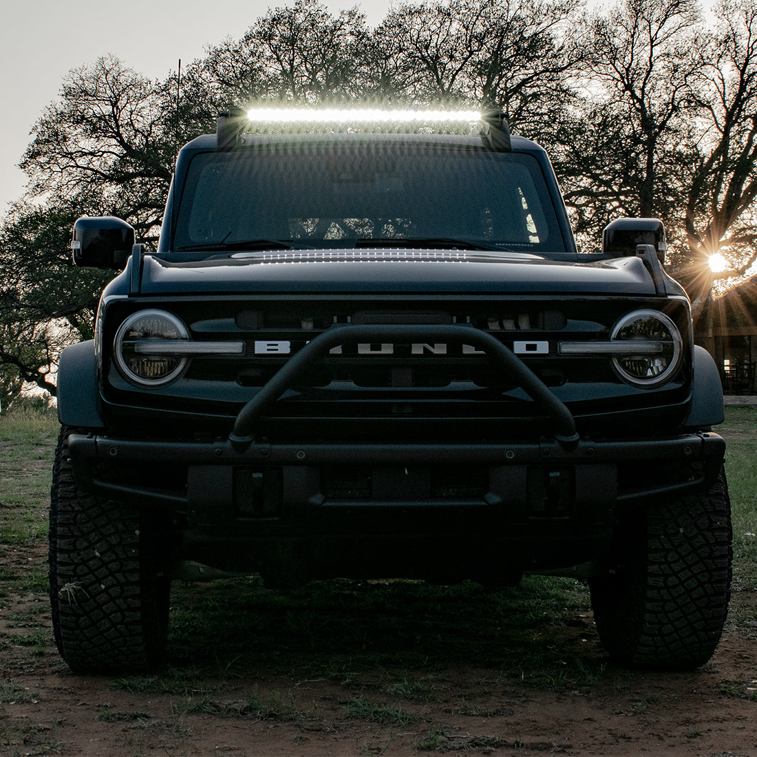 RIGID INDUSTRIES | 2021-Present Ford Bronco Roof Rack Light Kit with a SR Spot/Flood Combo Bar Included RIGID Industries | 46726