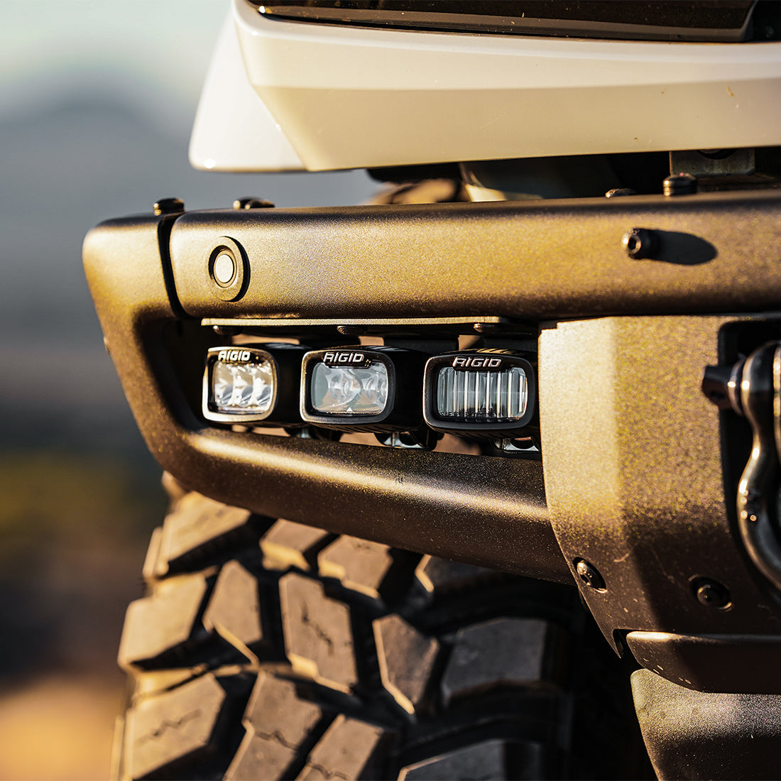RIGID INDUSTRIES | 2021-Present Bronco Mod Bumper Triple SR-M Fog Light Kit RIGID Industries | 46731