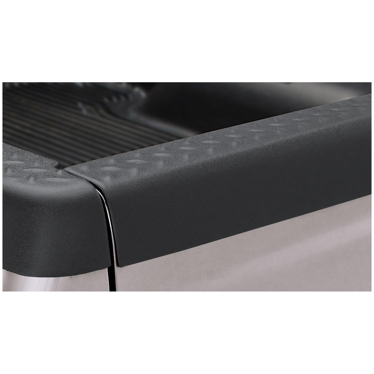 BUSHWACKER | DiamondBack Tailgate Cap | 1999-2007 Chevy Silverado/GMC Sierra 1500/2500/3500 | 49505