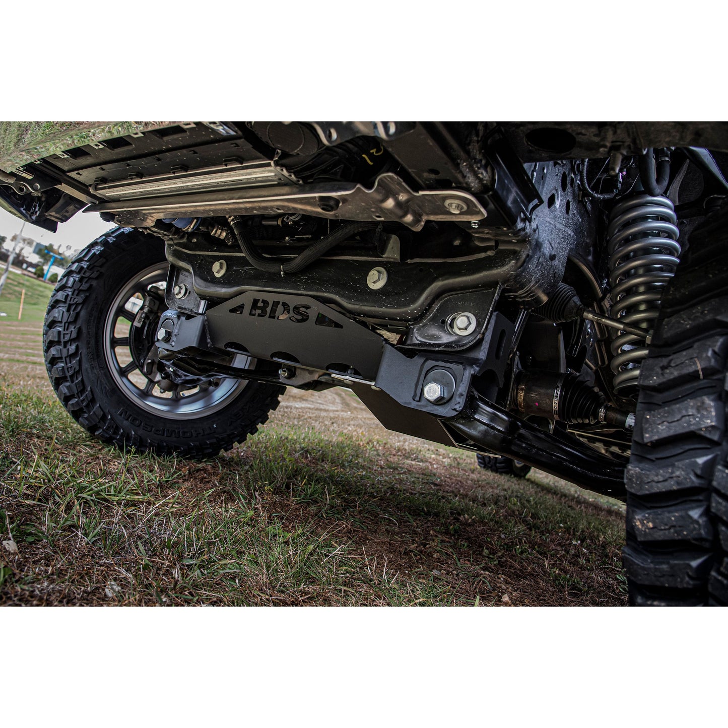 BDS Suspension lift kit undercarriage view for 21-26 Ford F-150 4Wd Gas with FOX shocks.