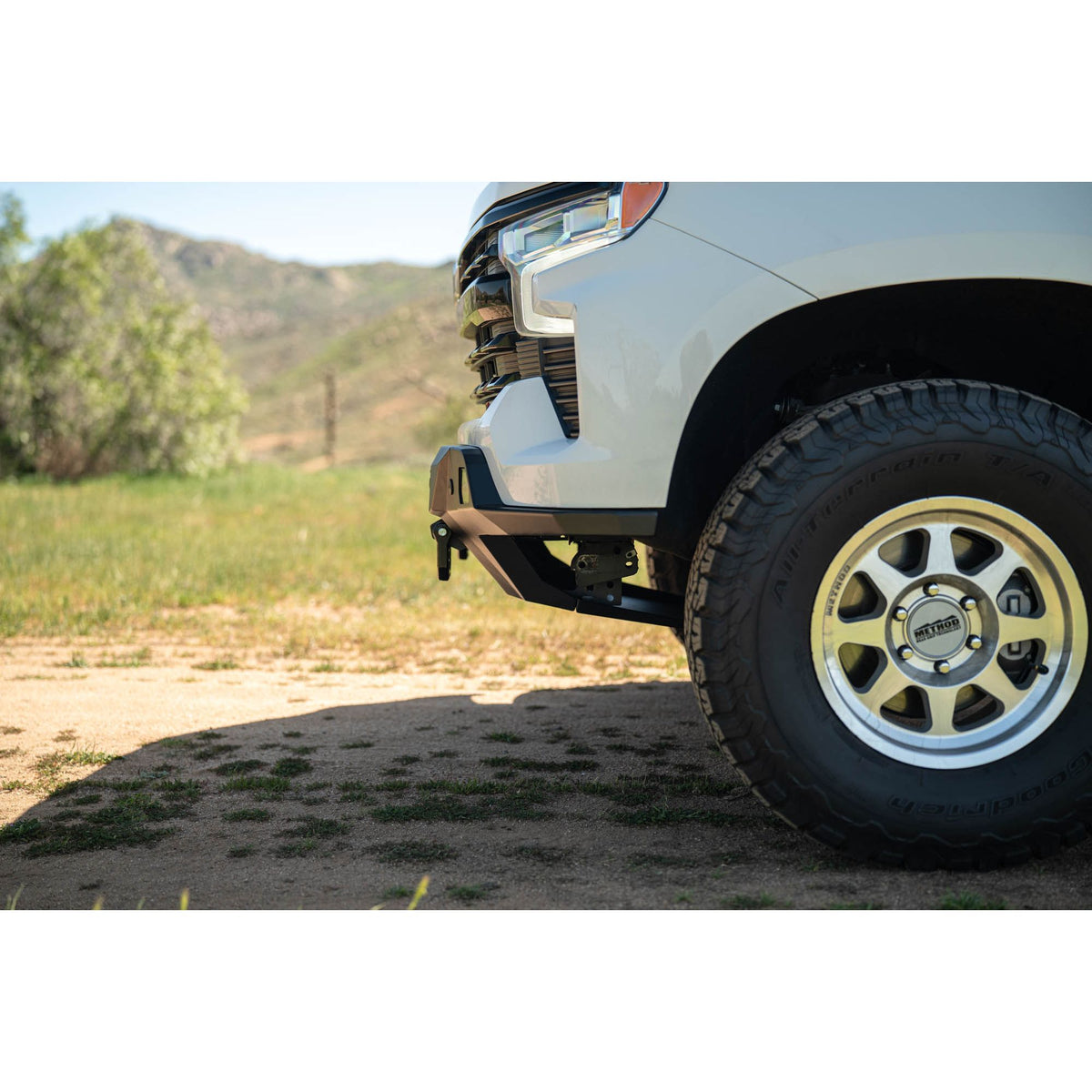 DV8 OFF-ROAD | 2022 2025 Chevy Silverado 1500 Spec Series Front Bumper | FBCS1-08