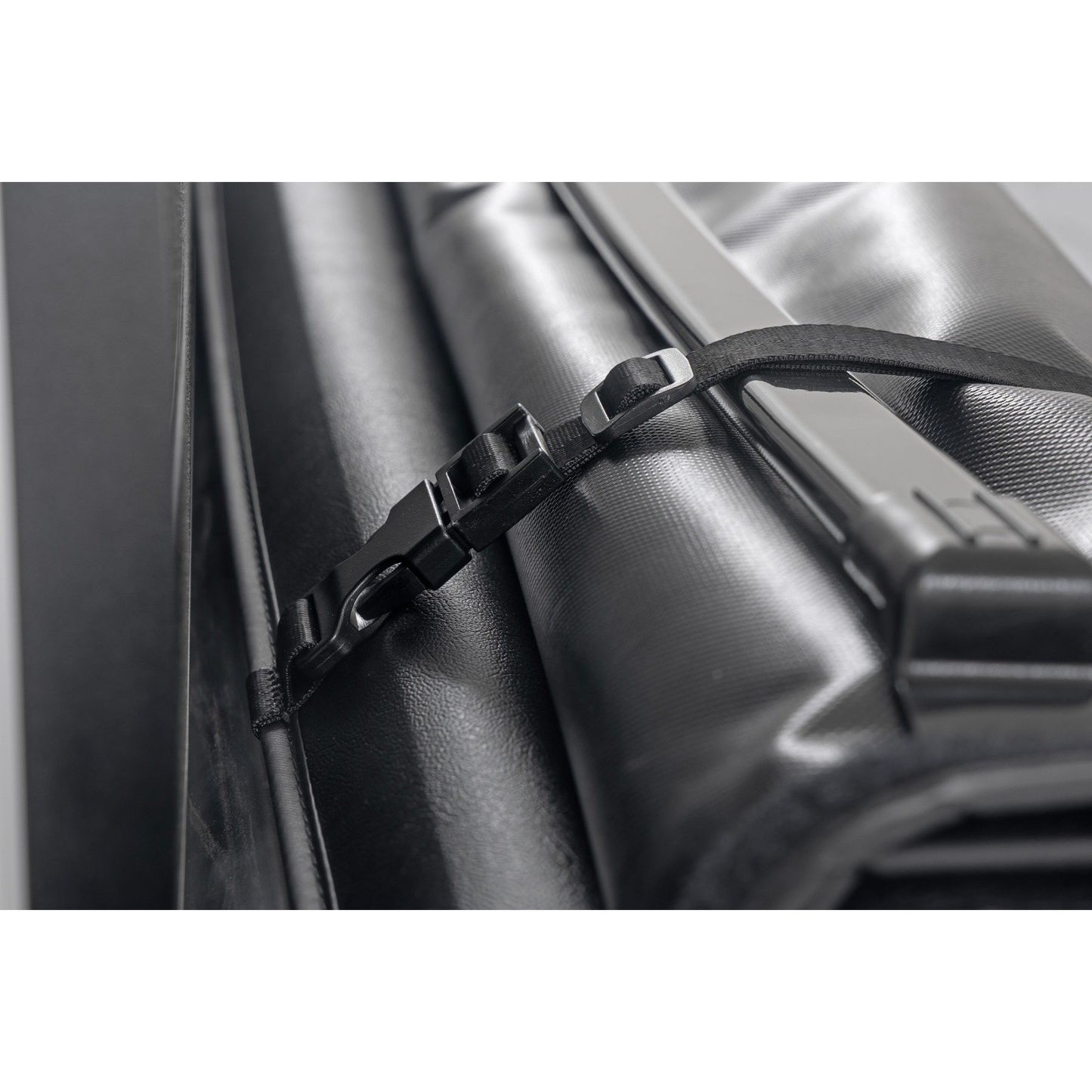 ROUGH COUNTRY Soft Roll Up Bed Cover | 5' Bed | Chevy/GMC Canyon/Colorado 2WD/4WD (15-25) | 42120500