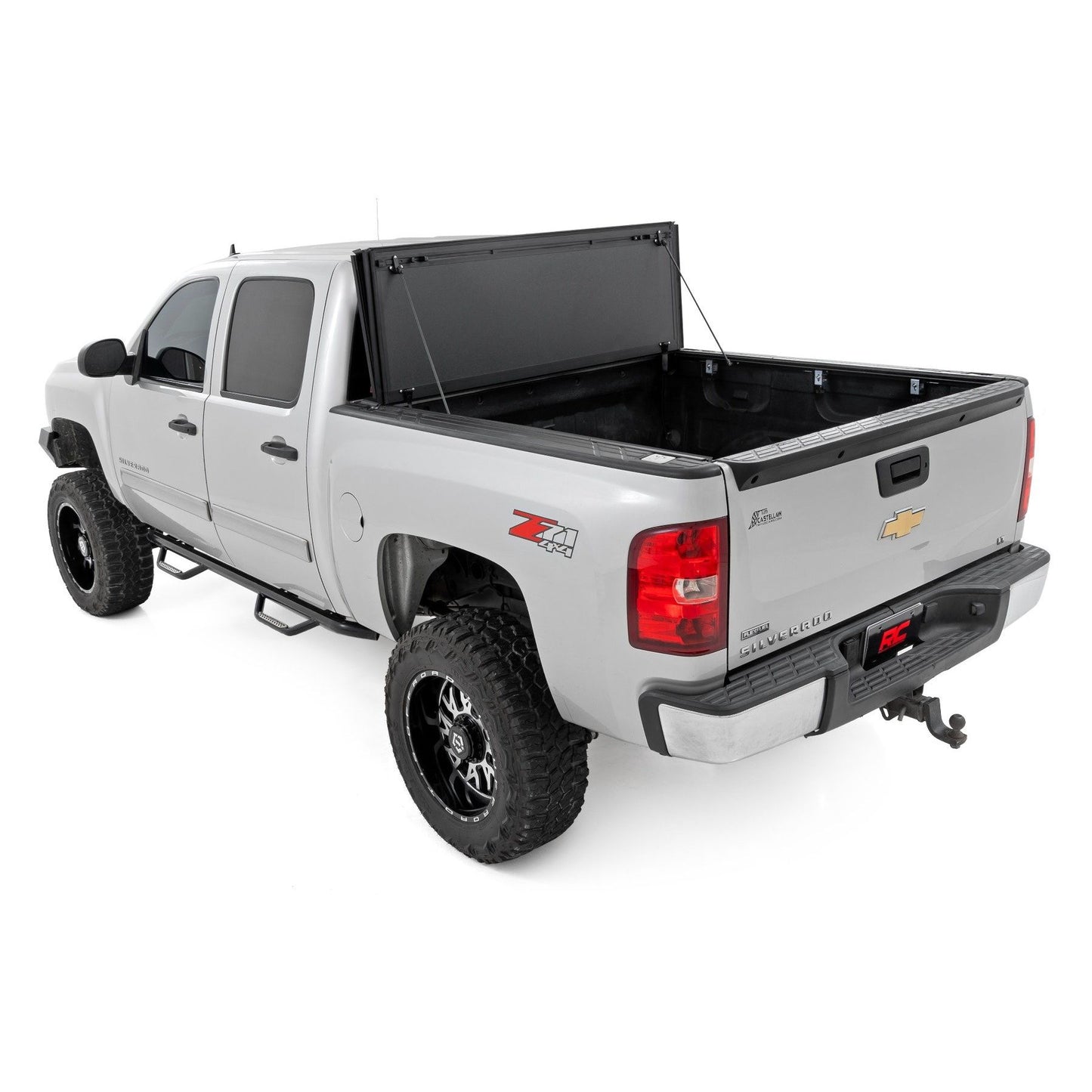 ROUGH COUNTRY Hard Tri-Fold Flip Up Bed Cover | 5'9" Bed | Chevy/GMC 1500 (07-13) | 49113551