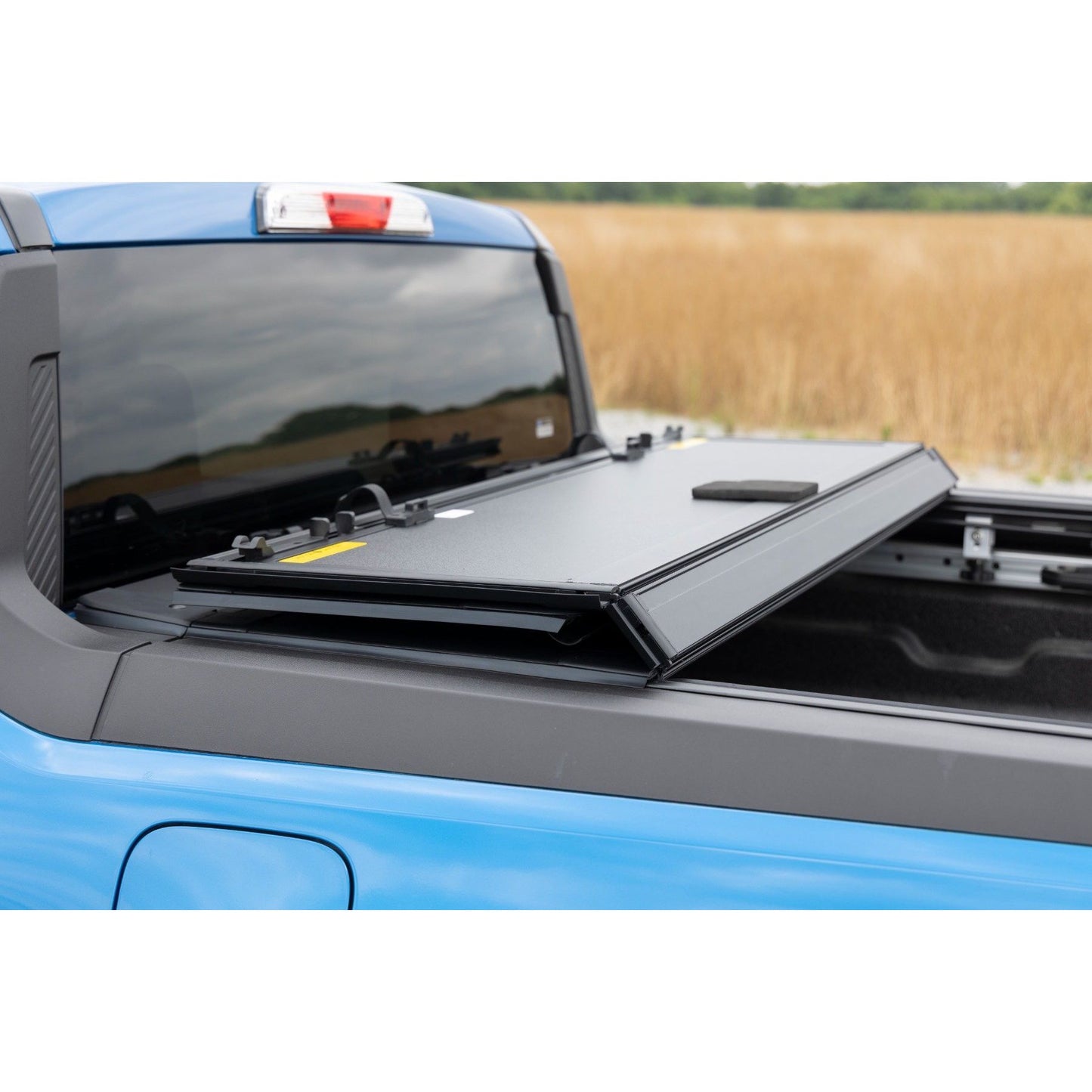 ROUGH COUNTRY Hard Tri-Fold Flip Up Bed Cover | 4'6" Bed | Ford Maverick 2WD/4WD (22-25) | 49254500
