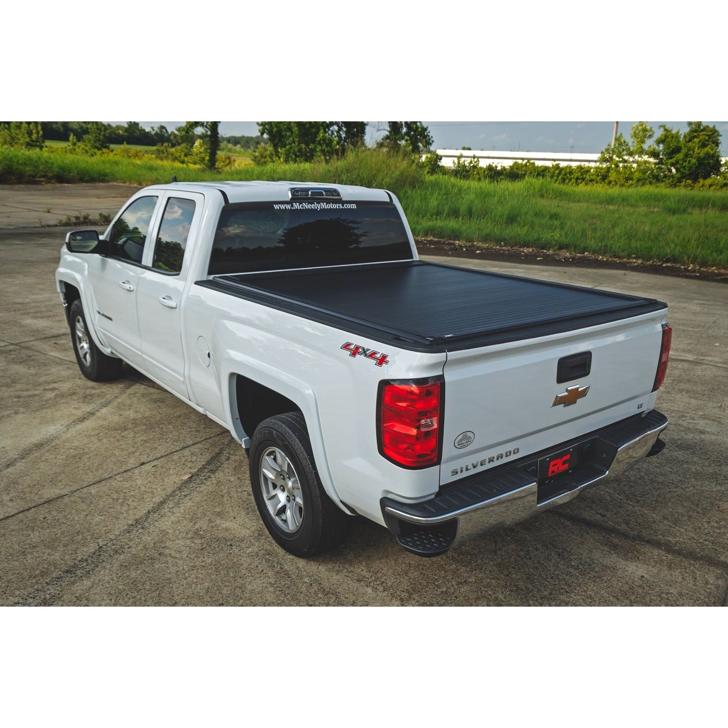 ROUGH COUNTRY | Powered Bed Cover 6'7" Bed Chevy/GMC 1500/2500HD/3500HD (14-19 & Classic) | 51129651
