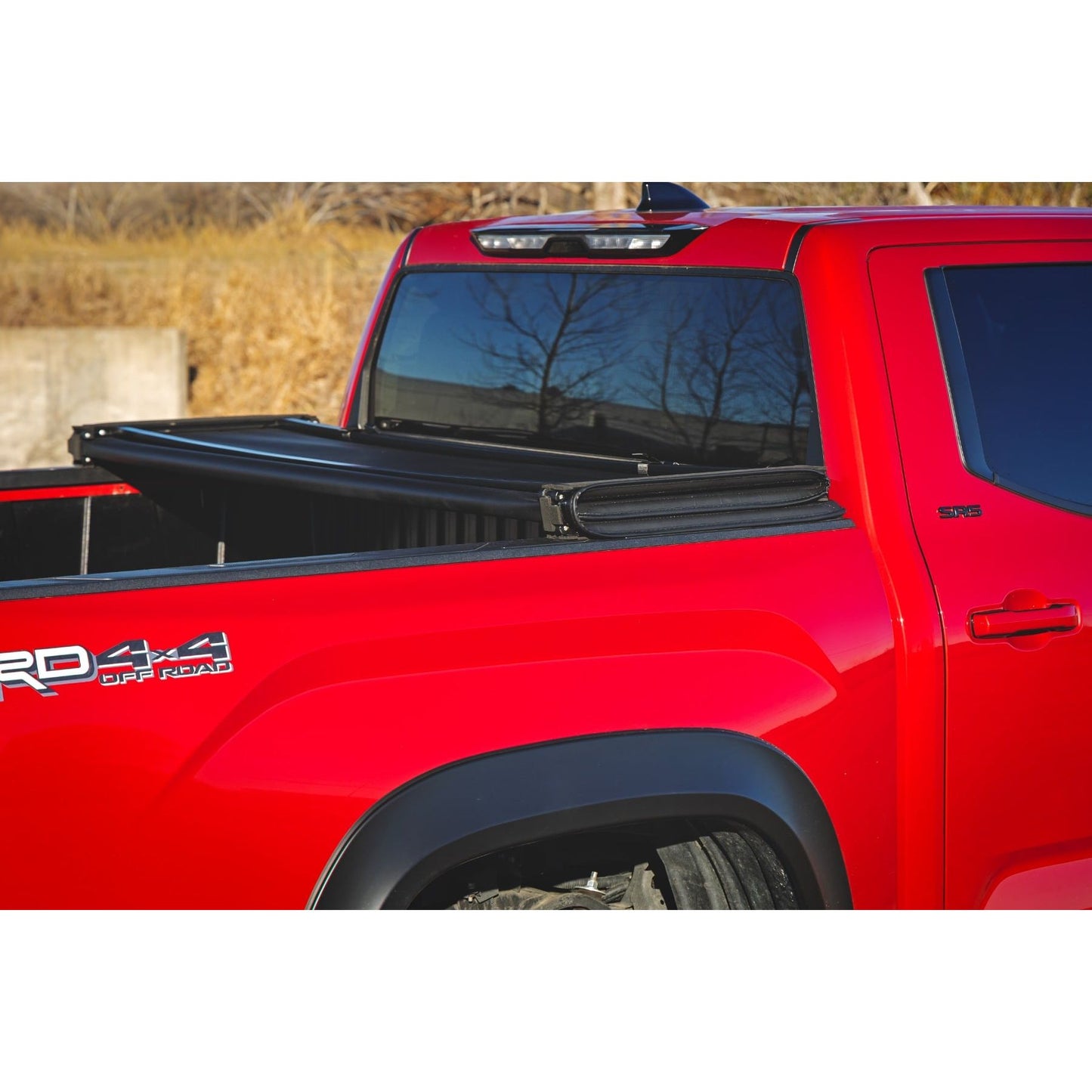 ROUGH COUNTRY | Soft Tri-Fold Bed Cover 5'7" Bed with and w/o OE Rail Toyota Tundra (22-26) | 41419560A