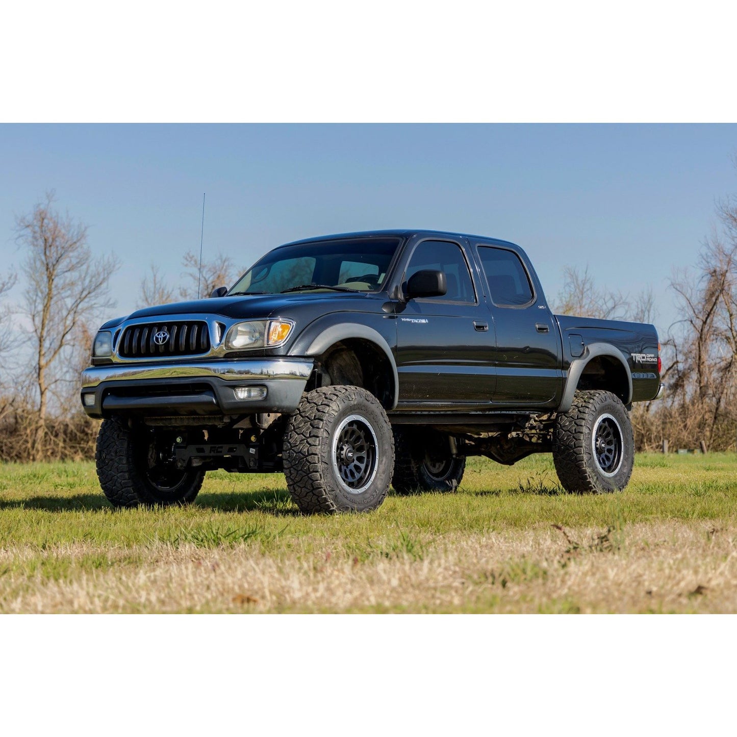 ROUGH COUNTRY 6 Inch Lift Kit | N3 Struts | Toyota Tacoma 2WD/4WD (1995-2004) | 74131