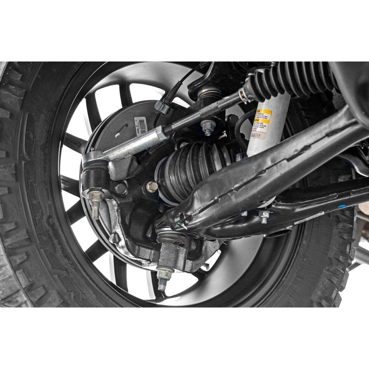 ROUGH COUNTRY 3.5 Inch Lift Kit | Cast Steel LCA | Vertex/V2 | Chevy/GMC 1500 (14-18 & Classic) | 12457
