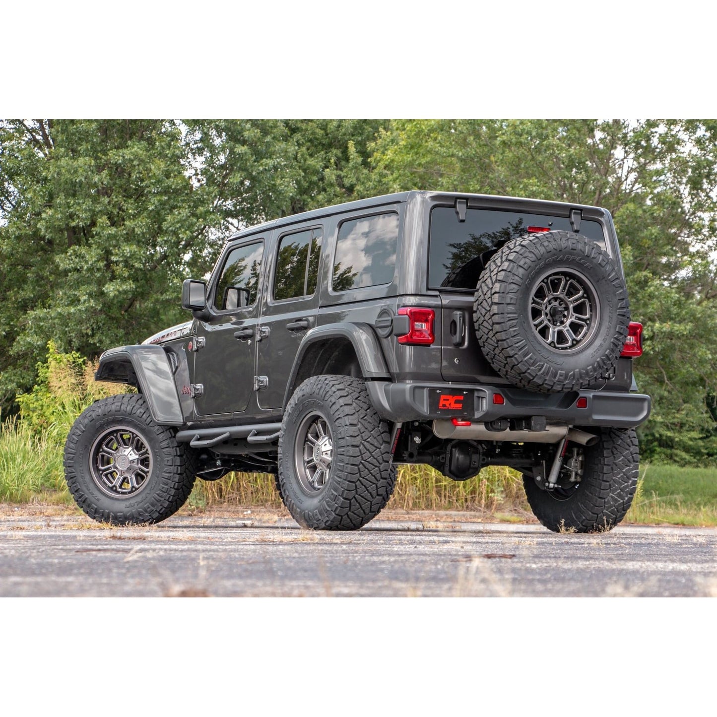 ROUGH COUNTRY | 3.5 Inch Lift Kit Adj Lower FR D/S M1 Jeep Wrangler Unlimited (24-26) | 91640
