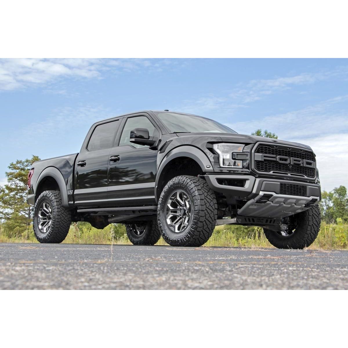 ROUGH COUNTRY 4.5 Inch Lift Kit | Ford Raptor 4WD (2017-2018) | 51930