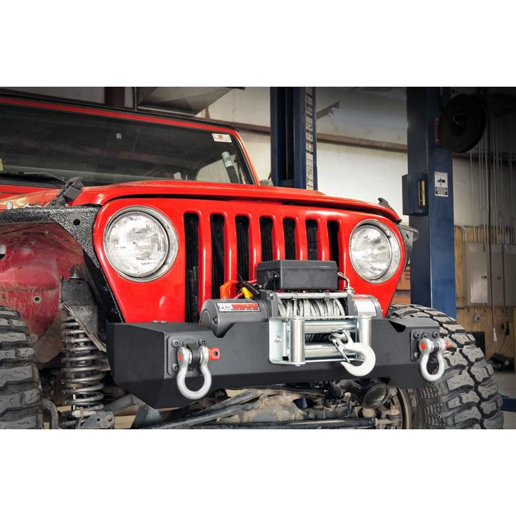 ROUGH COUNTRY Front Stubby Winch Bumper | Jeep Wrangler TJ (97-06)/Wrangler Unlimited (04-06) | 1012