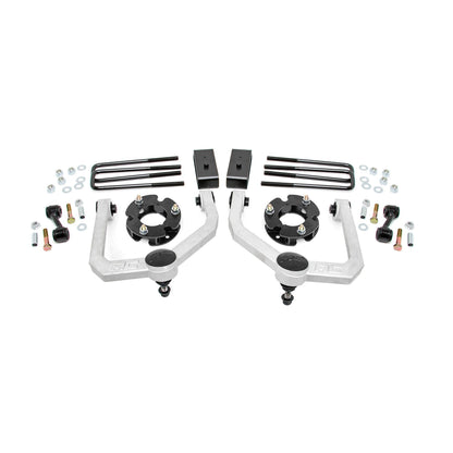 ROUGH COUNTRY 3 Inch Lift Kit | Nissan Titan 2WD/4WD (2004-2024) | 83400