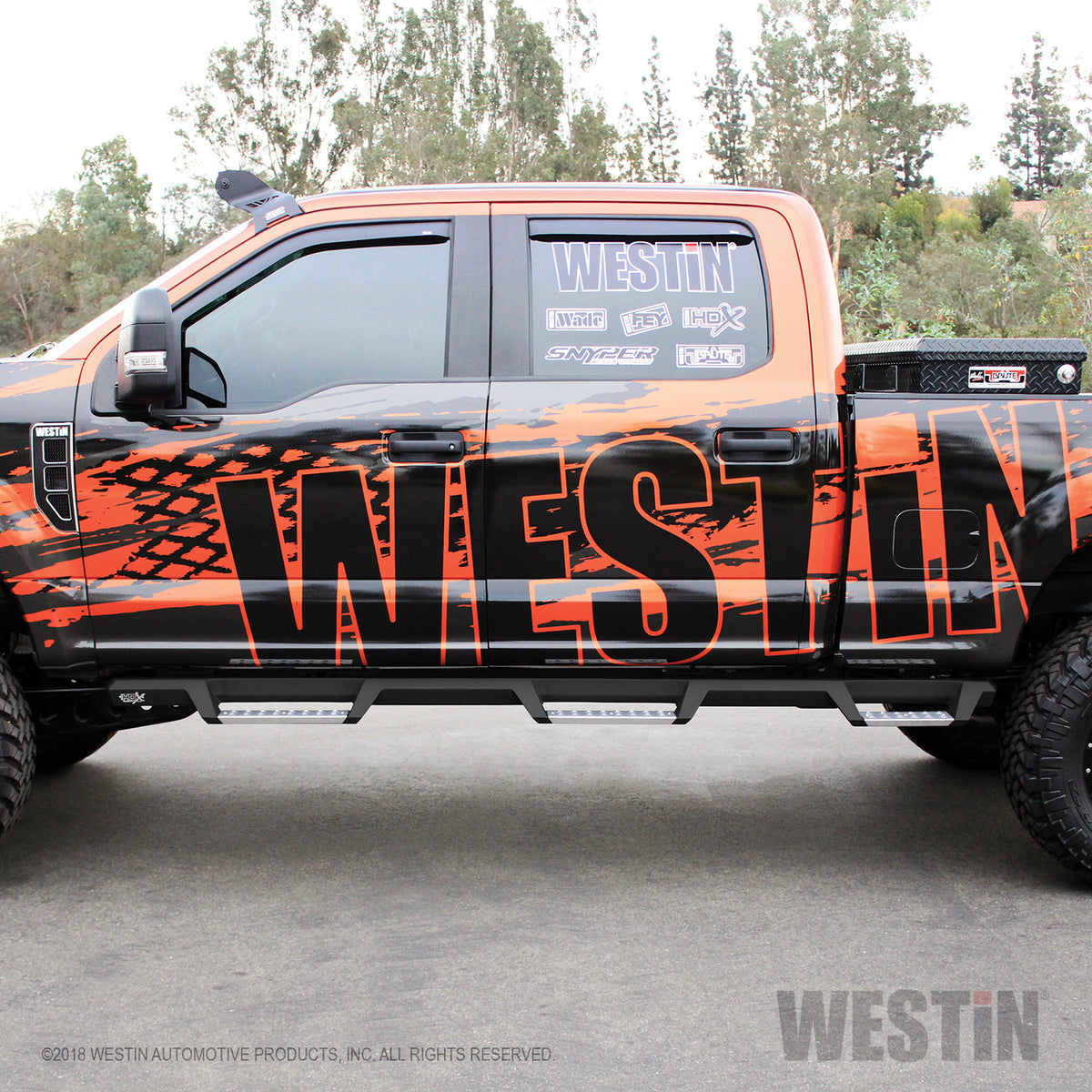 Westin HDX Stainless Drop Wheel-to-Wheel Nerf Steps 2017-2022 Ford F-250/350 Crew Cab (6.75' Bed)