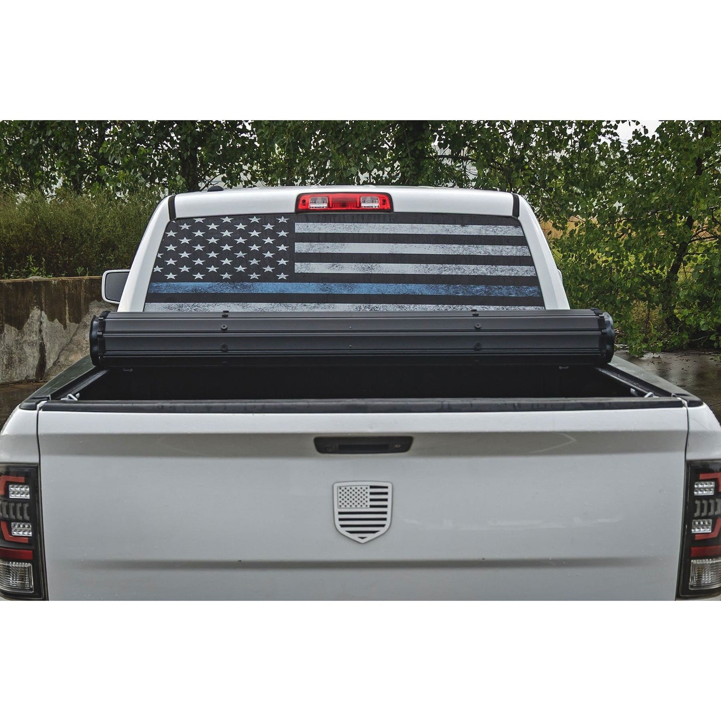 ROUGH COUNTRY Hard Roll Up Bed Cover | 5'7" Bed | Ram 1500 (09-18)/2500 (09-26)  | 50319550