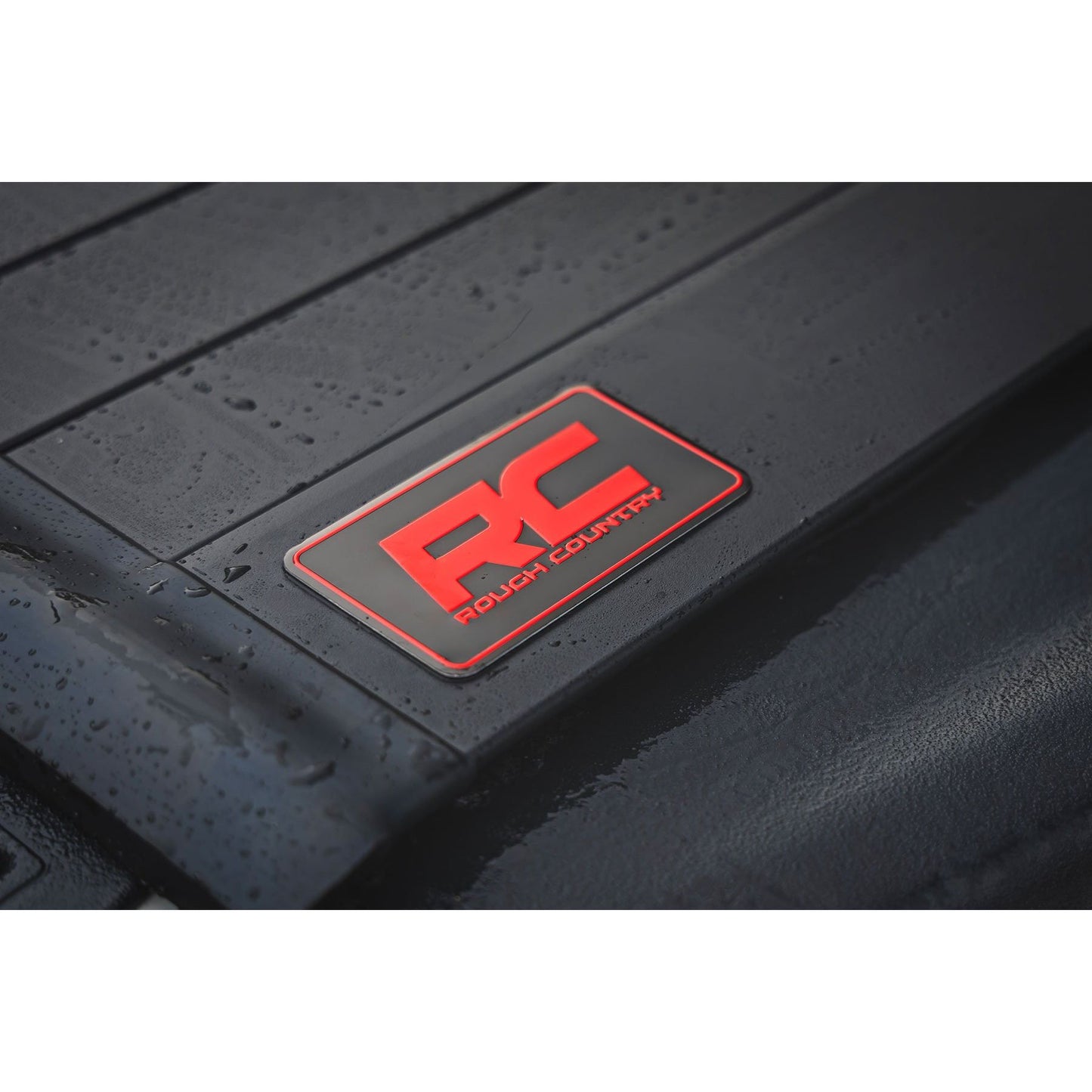 ROUGH COUNTRY Hard Roll Up Bed Cover | 5'7" Bed | Ram 1500 (09-18)/2500 (09-26)  | 50319550