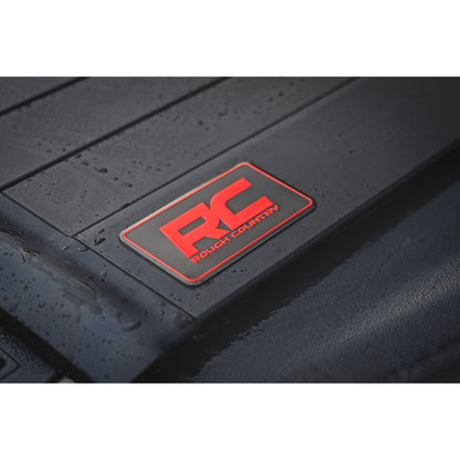 ROUGH COUNTRY Hard Roll Up Bed Cover | 5'7" Bed | Ram 1500 (09-18)/2500 (09-26)  | 50319550