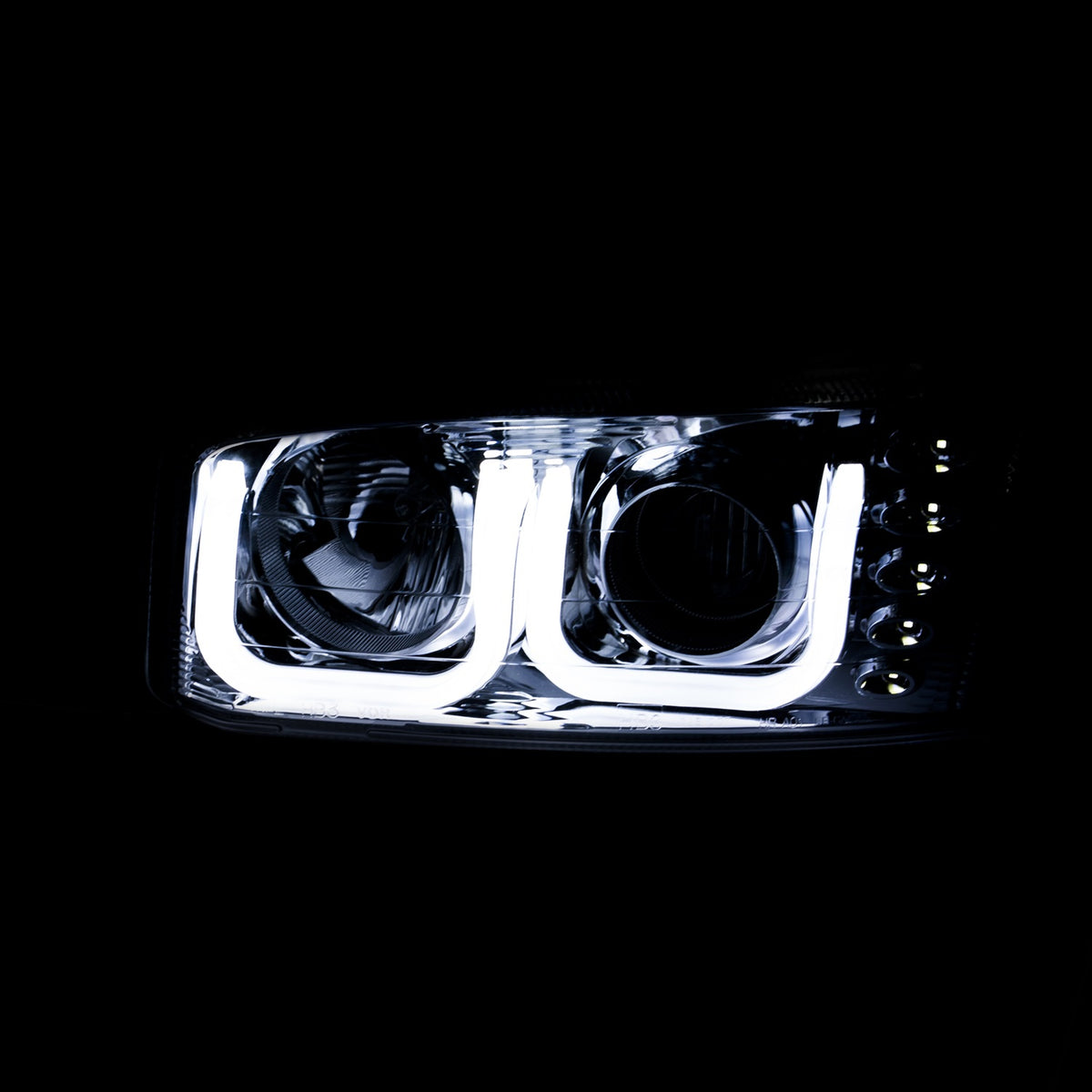 ANZO USA ZUKT_111304 Anzo ZUKT_111304 Projector Headlight Set Clear Lens Chrome