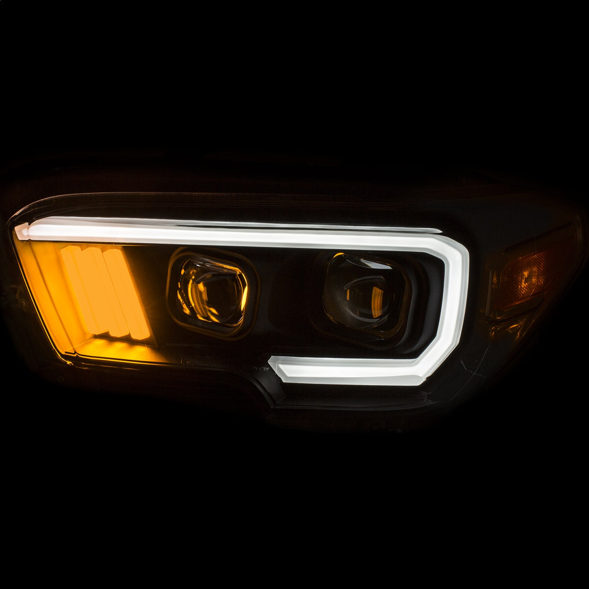 ANZO USA ZUKT_111377 Anzo ZUKT_111377 Projector Headlight Set Plank Style Design Black