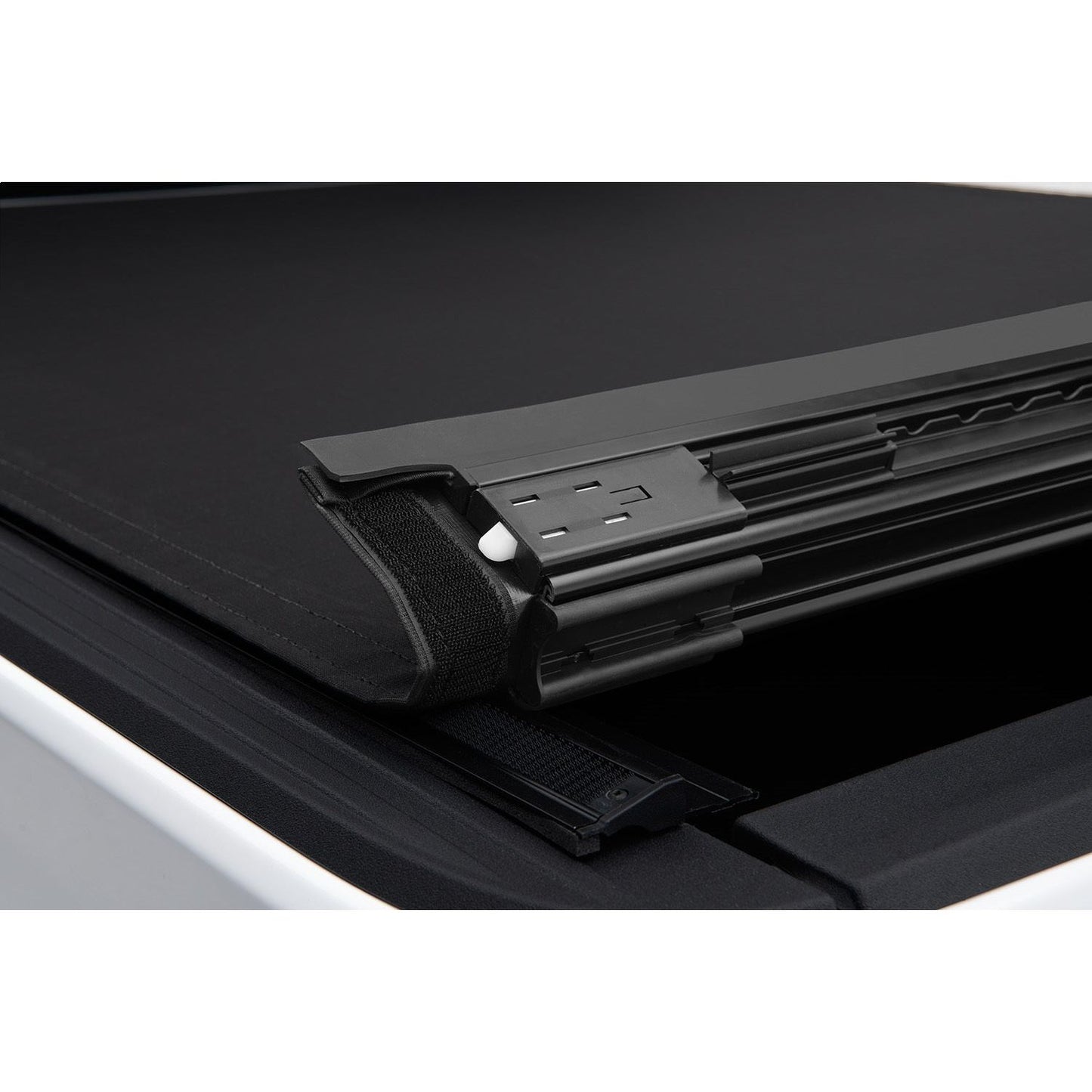 RUGGED RIDGE | 13550.23 | Armis Hard Rolling Bed Cover, 2020 Jeep Gladiator Jt