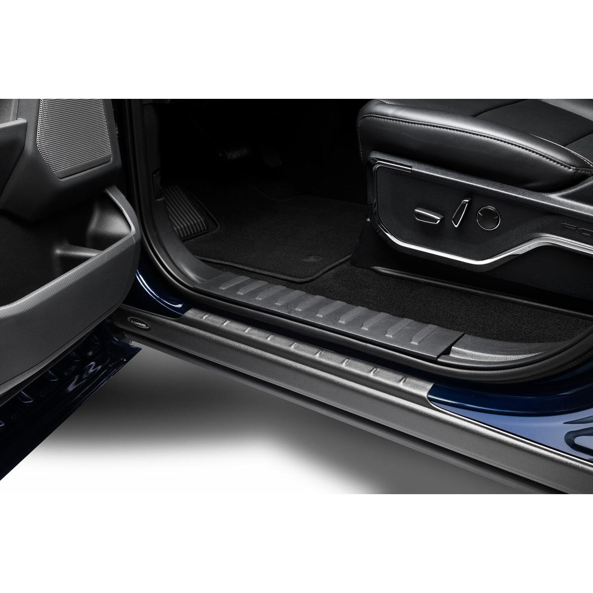 BUSHWACKER | Trail Armor Rocker Panel Black | 2019-25 RAM 1500 New Body | 14115