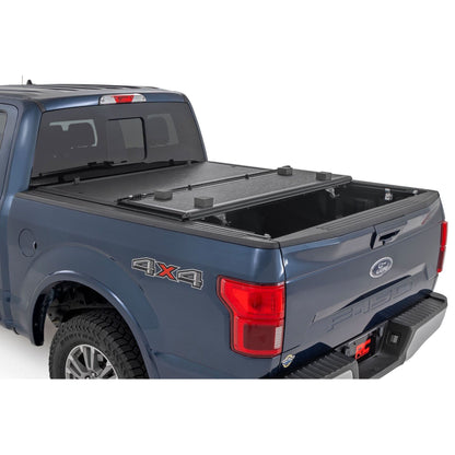 ROUGH COUNTRY Hard Low Profile Bed Cover | 5'7" Bed | Ford F-150 (15-20)/Raptor (17-20)  | 47220550B