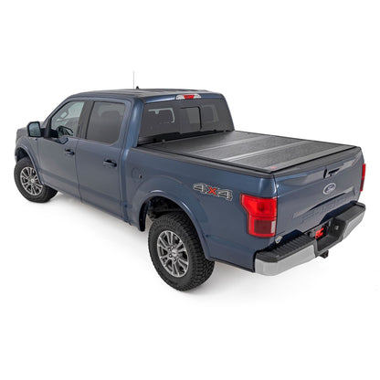 ROUGH COUNTRY Hard Low Profile Bed Cover | 5'7" Bed | Ford F-150 (15-20)/Raptor (17-20)  | 47220550B