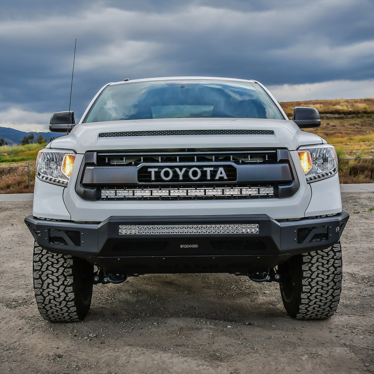 Westin Pro-Mod Front Bumper 2014-2021 Toyota Tundra