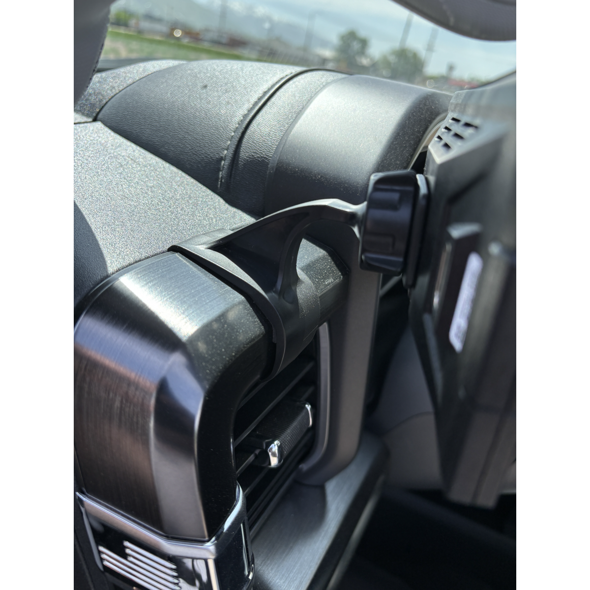 EDGE PRODUCTS Edge Display Mount Display Mount 2023+ FORD Super Duty And 21+ FORD F150 product view 4