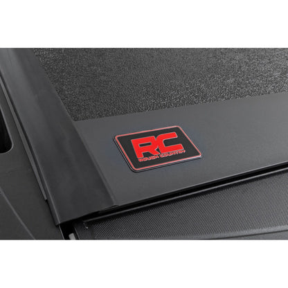 ROUGH COUNTRY Hard Low Profile Bed Cover | 6'7" Bed | Chevy/GMC Sierra 1500 (19-26)/Silverado 1500 (19-26)  | 47120650B