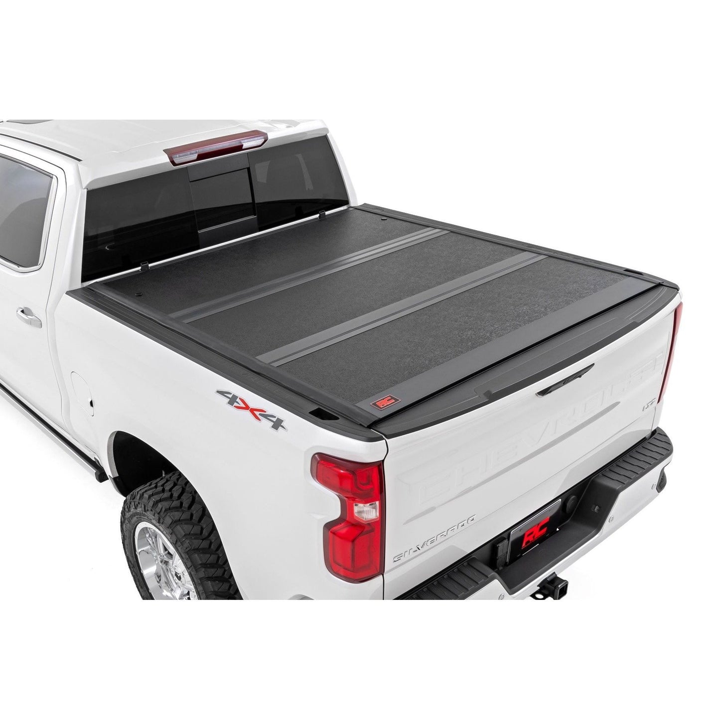ROUGH COUNTRY Hard Low Profile Bed Cover | 5'10" Bed | Chevy/GMC Sierra 1500 (19-26)/Silverado 1500 (19-26)  | 47120580B
