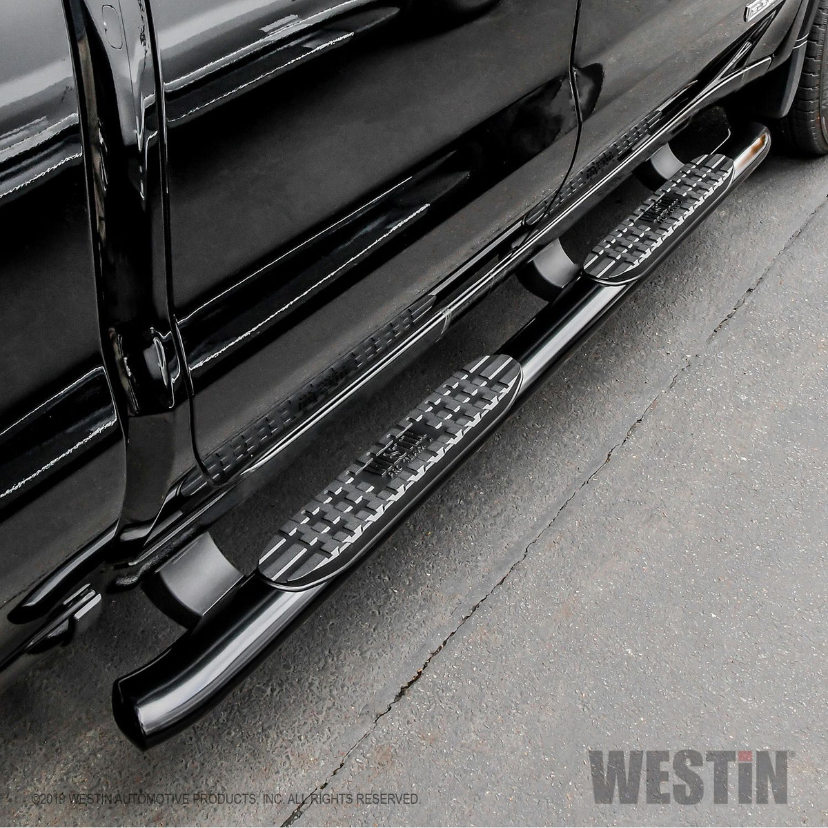 Westin PRO TRAXX 4 Nerf Steps 2019-2024 Chevy/GMC Silverado/Sierra 1500 Double Cab