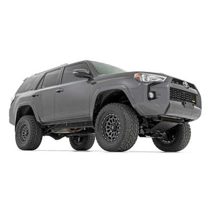 ROUGH COUNTRY | 4.5 Inch Lift Kit  M1 Struts/M1  Toyota 4Runner 2WD/4WD (15-20) | 73941
