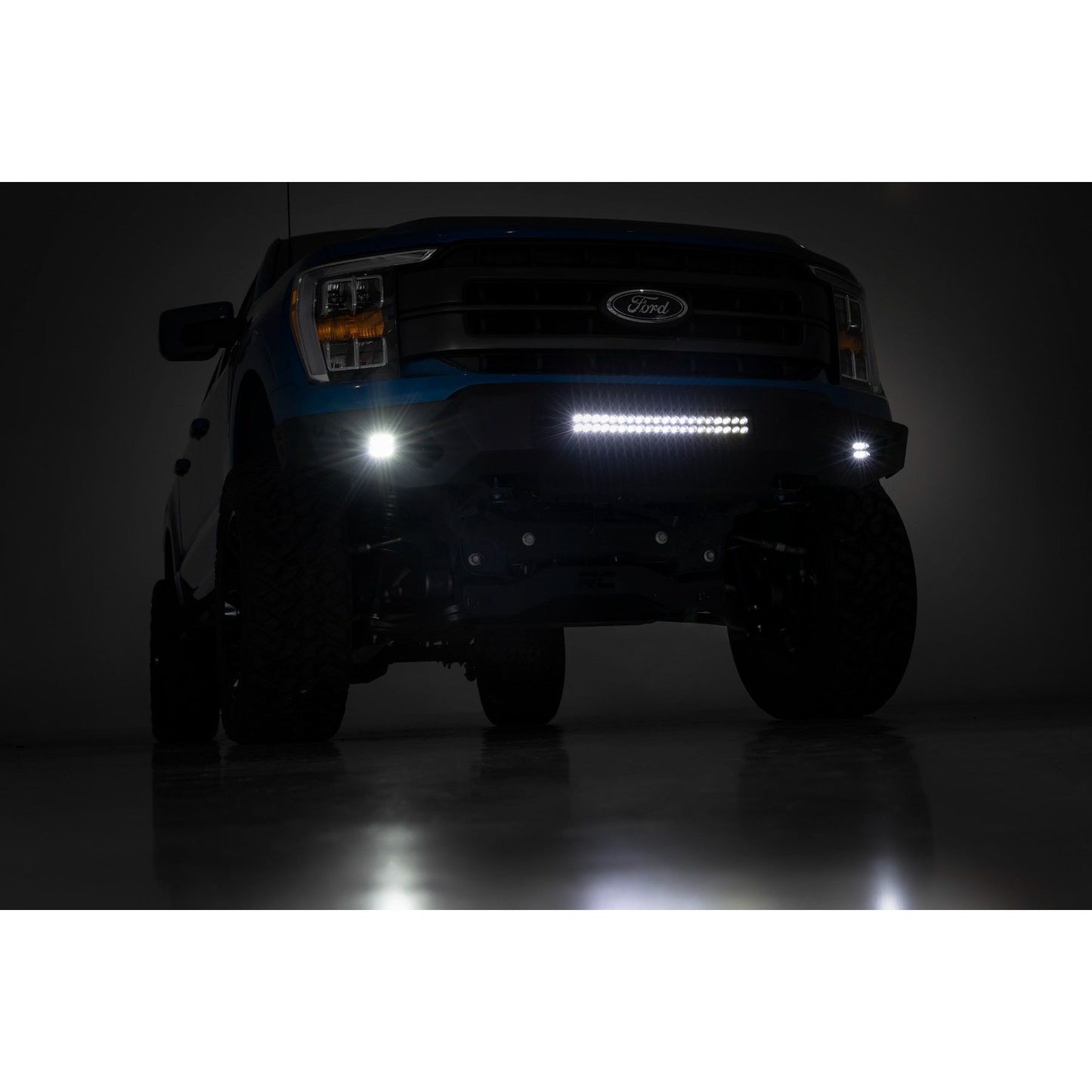 ROUGH COUNTRY High Clearance Front Bumper | LED Lights & Skid Plate | Ford F-150 (21-23) | 10809A