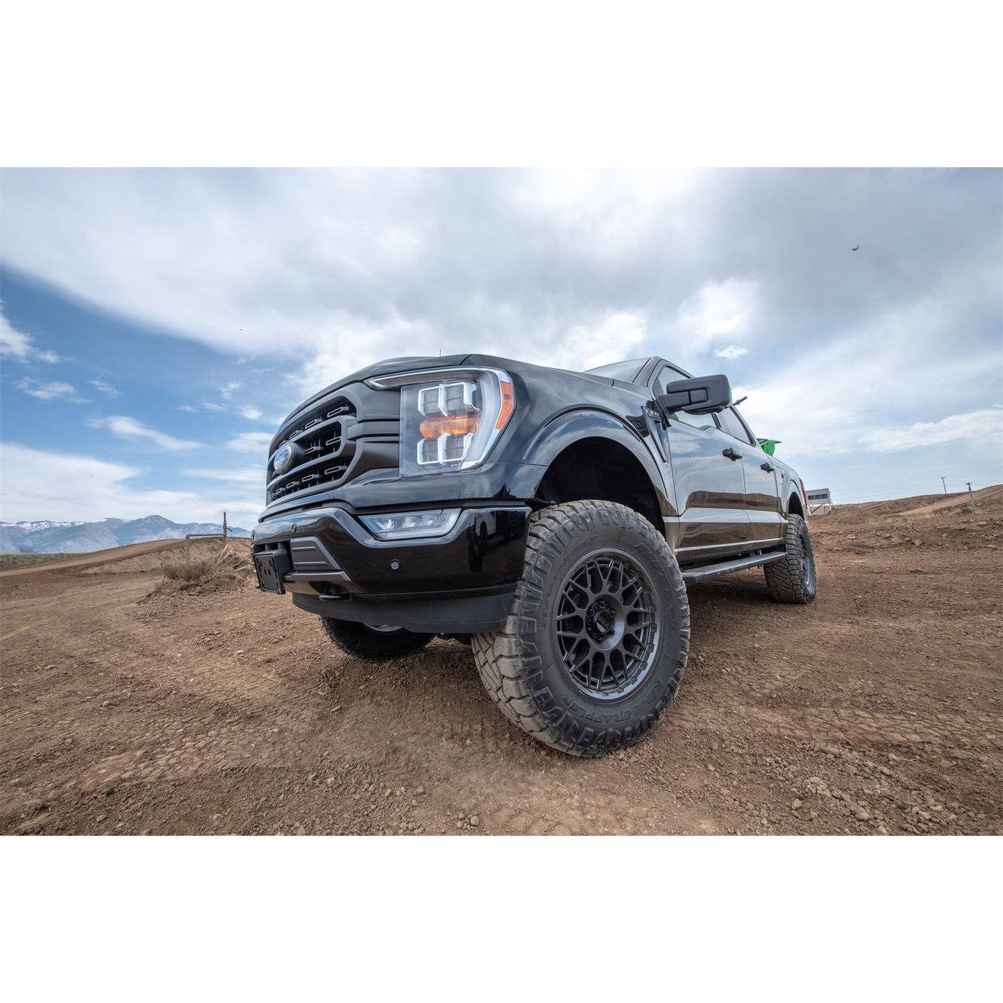 ReadyLIFT 6'' Lift Kit with Falcon 1.1 Monotube Shocks (F150) 44-21620