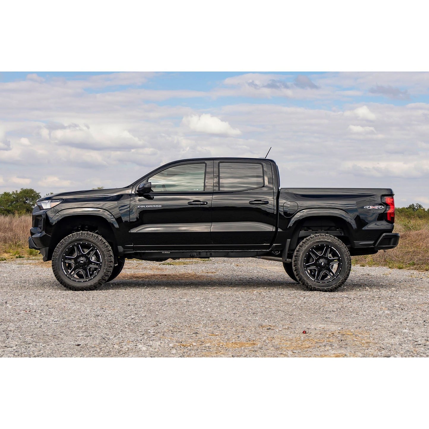 ROUGH COUNTRY 4 Inch Lift Kit | N3 Struts | Chevy/GMC Canyon/Colorado 4WD (2023-2025) | 13231
