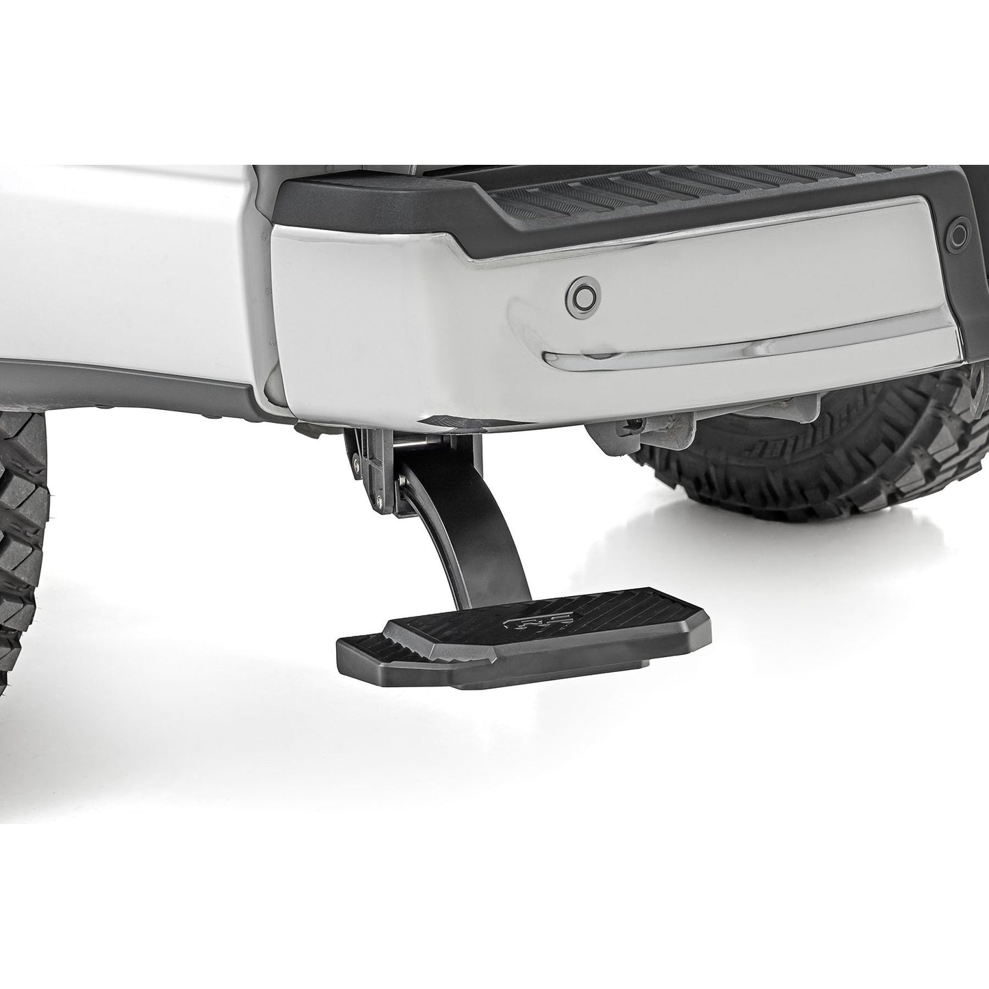 ROUGH COUNTRY Retractable Bed Step | Manual Pull | Ford F-150 (21-25)/F-150 Lightning (22-25)  | PW049807