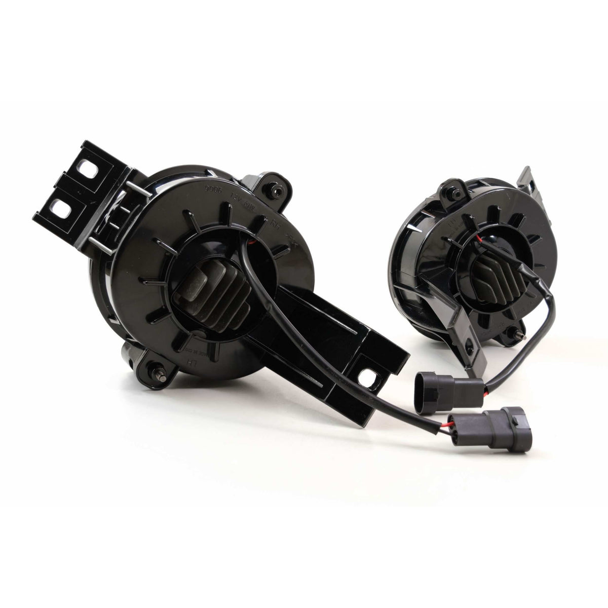 https://cdn.shopify.com/s/files/1/0785/2536/6555/files/27055.Dodge_Ram_Oval_Morimoto_XB_LED.020.jpg?v=1788719882