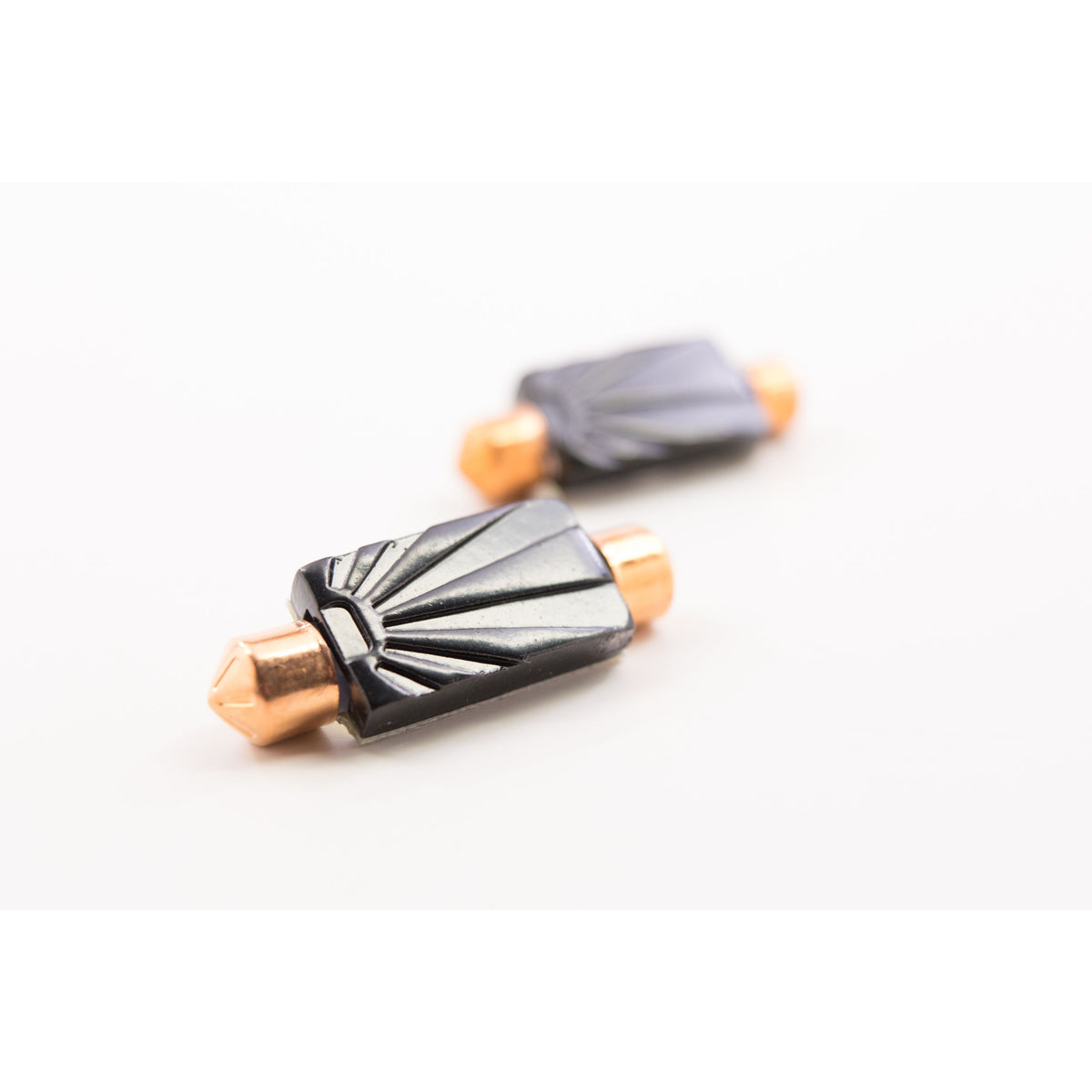 https://cdn.shopify.com/s/files/1/0785/2536/6555/files/27189.Festoon_Morimoto_XB_LED_2.020.jpg?v=1788719445