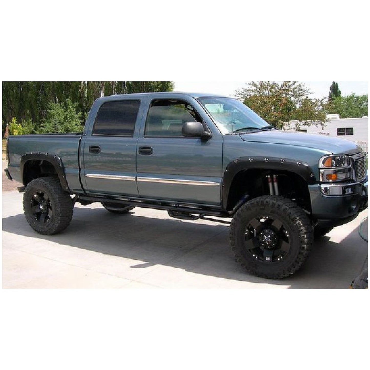 Husky Liners | Pocket Style Fender Flare 4 PC Set For 1999-2007 Silverado 1500/1500 HD/2500/2500 HD/3500, Sierra 1500/1500 Classic/2500 HD/2500 HD Classic/3500/3500 Classic Husky Liners | 2804917.