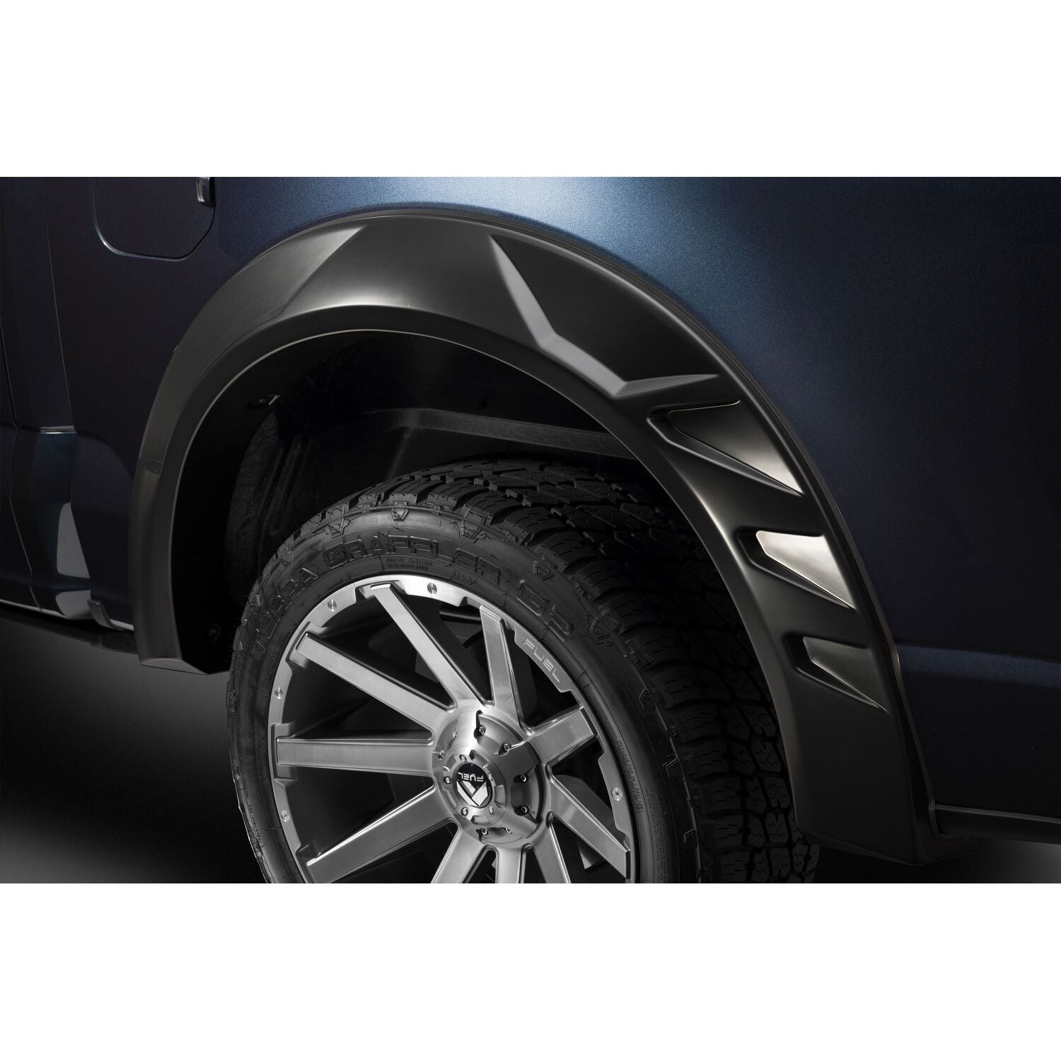 Husky Liners | DRT Fender Flares Black Smooth Finish 4-Piece Set For 2019-2022 Silverado 1500/1500 LTD Husky Liners | 2804984 close-up.