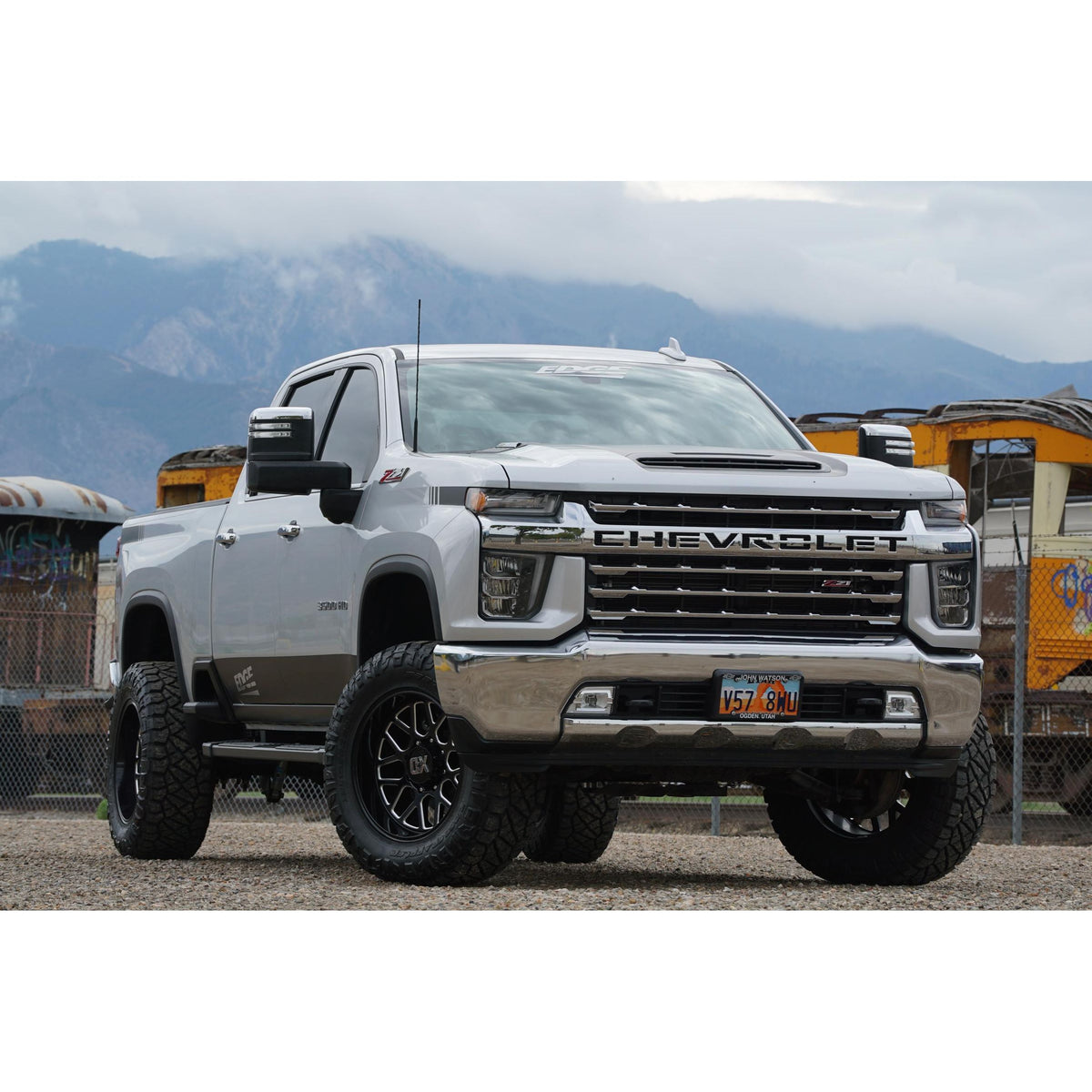 EDGE PRODUCTS A-pillar Display Mount 2020-2023 Silverado/sierra 2500/3500 product view 3
