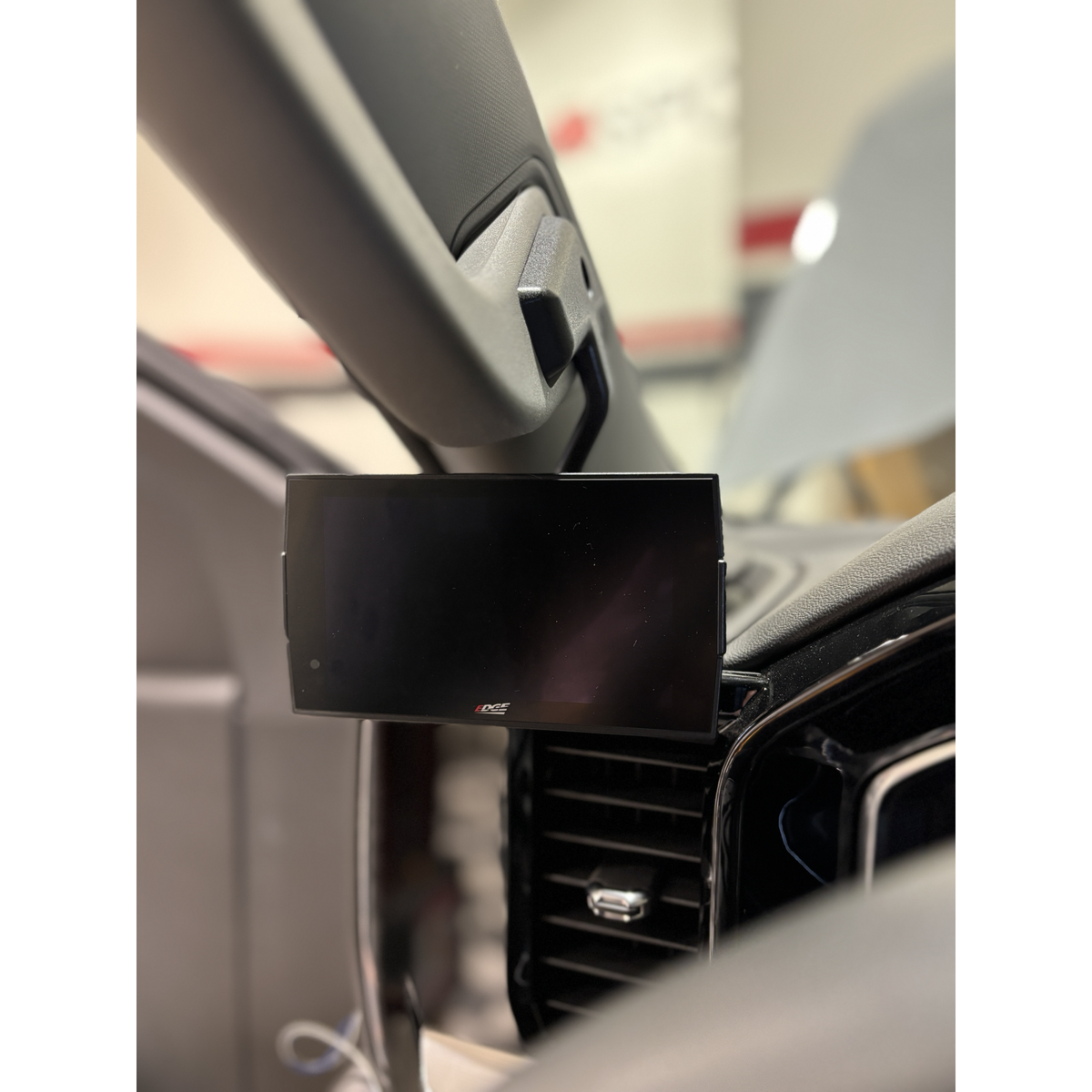 EDGE PRODUCTS A-pillar Display Mount 2024-2025 Silverado/sierra 2500/3500 And 2022.5-2025 GM 1500 Refresh product view 2