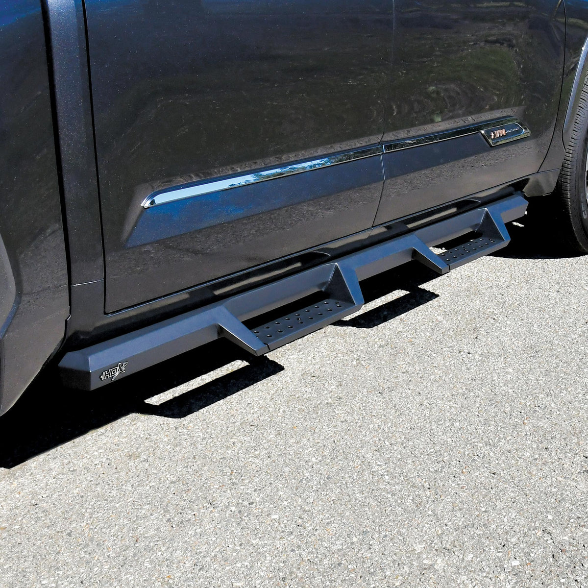 Westin HDX Drop Nerf Steps 2022-2024 Toyota Tundra CrewMax