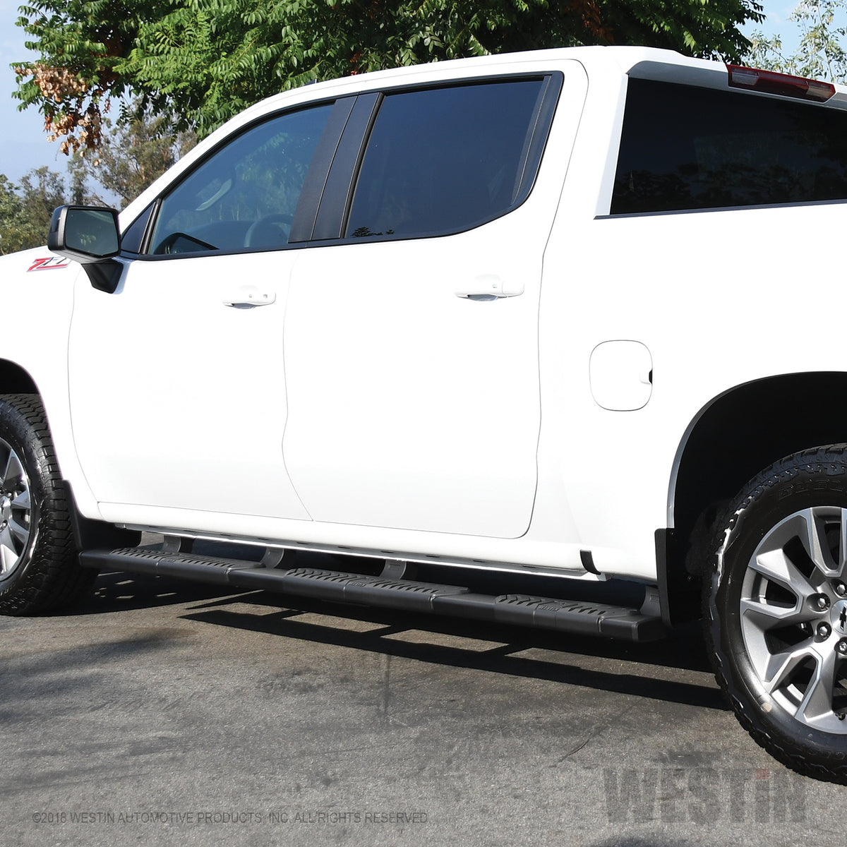 Westin R5 M-Series Wheel-to-Wheel Nerf Steps 2019-2024 Chevy/GMC Silverado/Sierra 1500 Crew Cab
