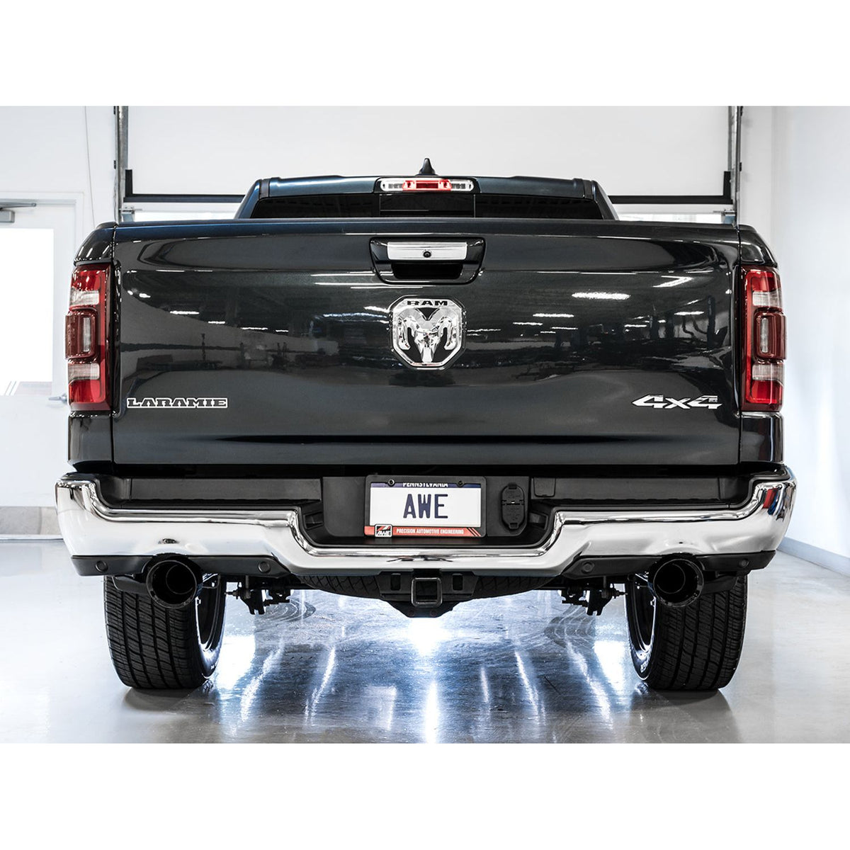 AWE 0FG Exhaust for 5th Gen RAM 1500 5.7L (with bumper cutouts) 5 Inch Tips