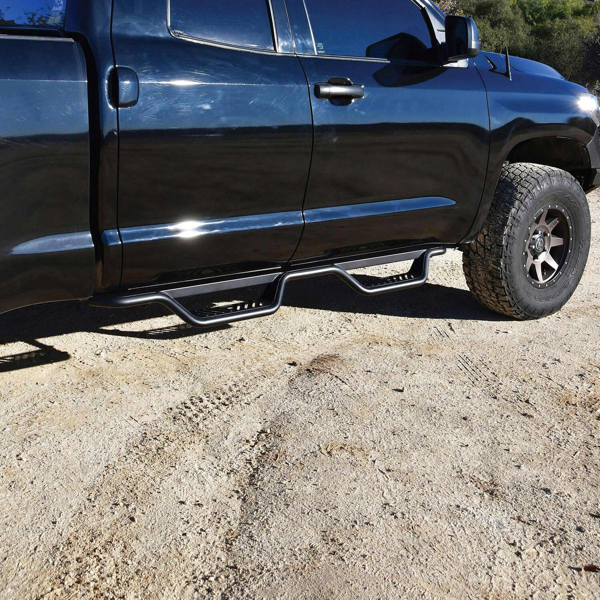 Westin Outlaw Drop Nerf Steps 2007-2021 Toyota Tundra Double Cab